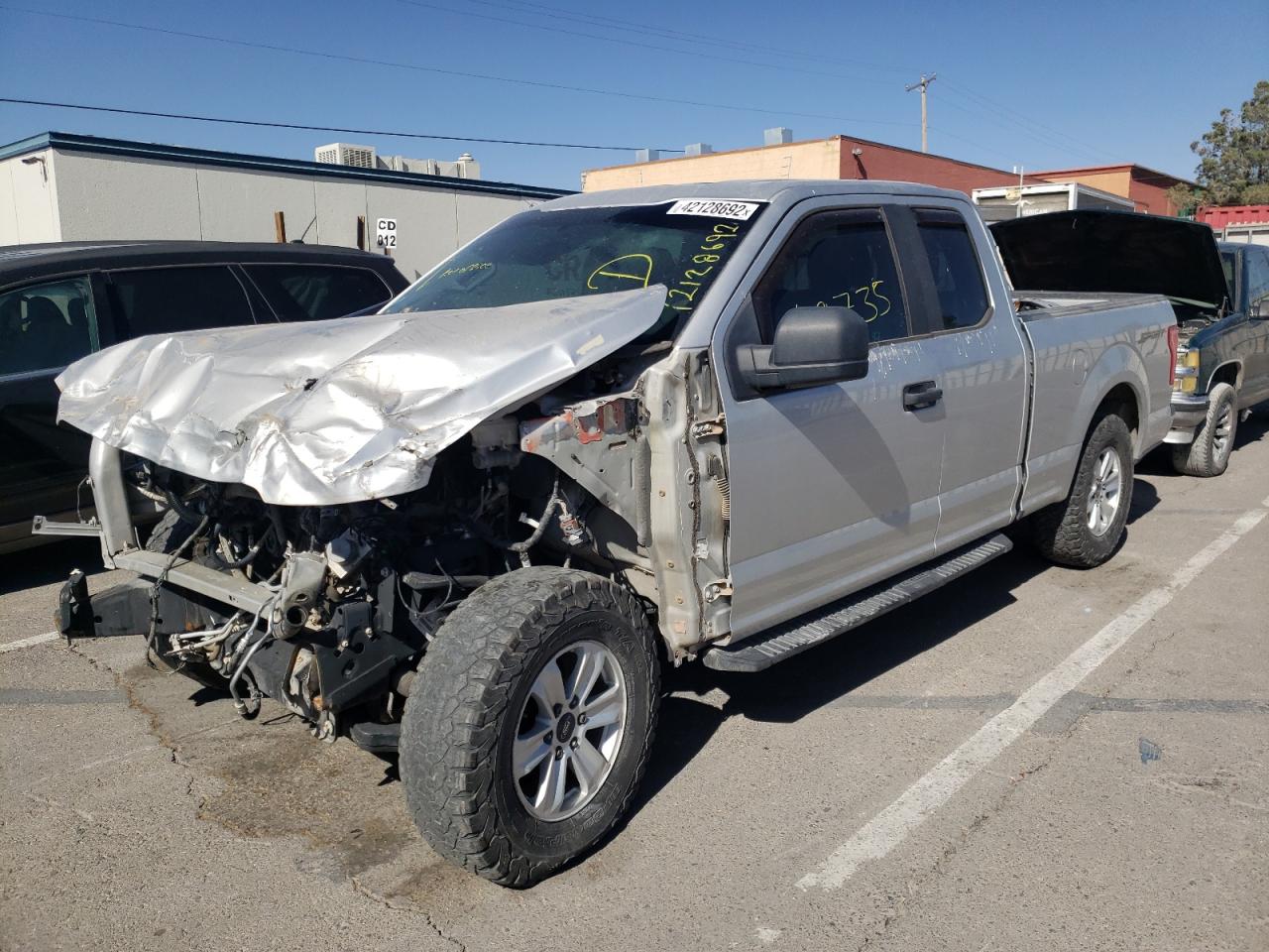 Photo 2 from auction – 2015 FORD F150 SUPER with VIN 1FTEX1C81FKD19302