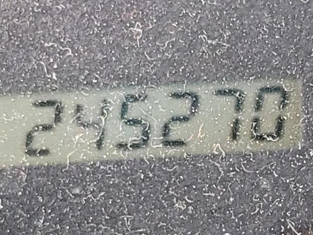 Photo 8 from auction – 2003 TOYOTA HIGHLANDER with VIN JTEHF21A030117842