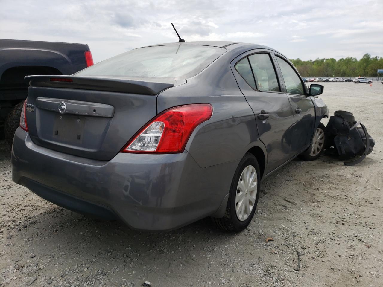 Photo 4 from auction – 2017 NISSAN VERSA S with VIN 3N1CN7AP2HL874094