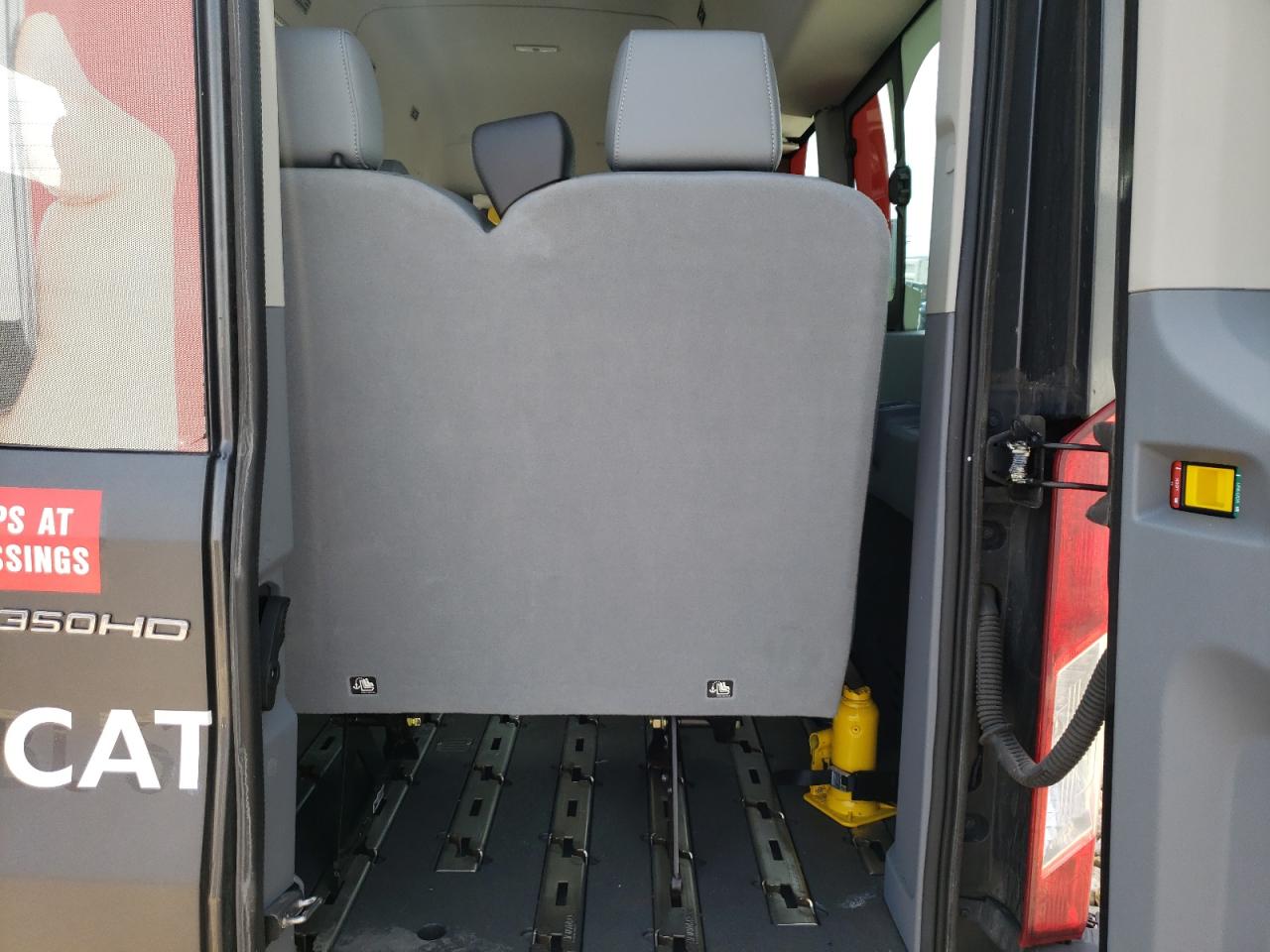 Photo 6 from auction – 2019 FORD TRANSIT T- with VIN 1FBVU4XG8KKB85396