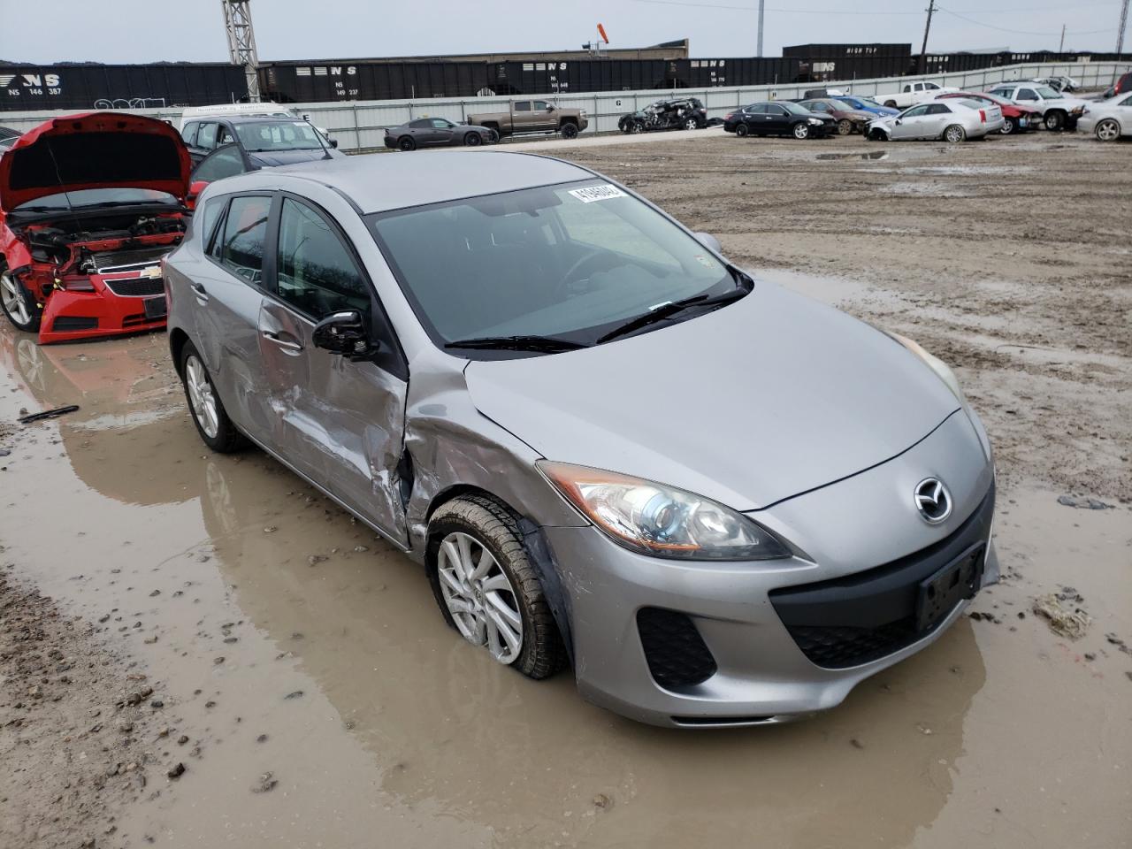 MAZDA 3 I 2012 z numerem VIN JM1BL1L76C1585177 - Zdjęcie z aukcji