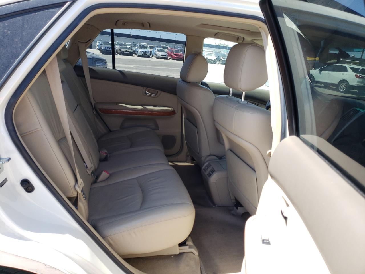 Photo 6 from auction – 2004 LEXUS RX 330 with VIN JTJGA31UX40036134