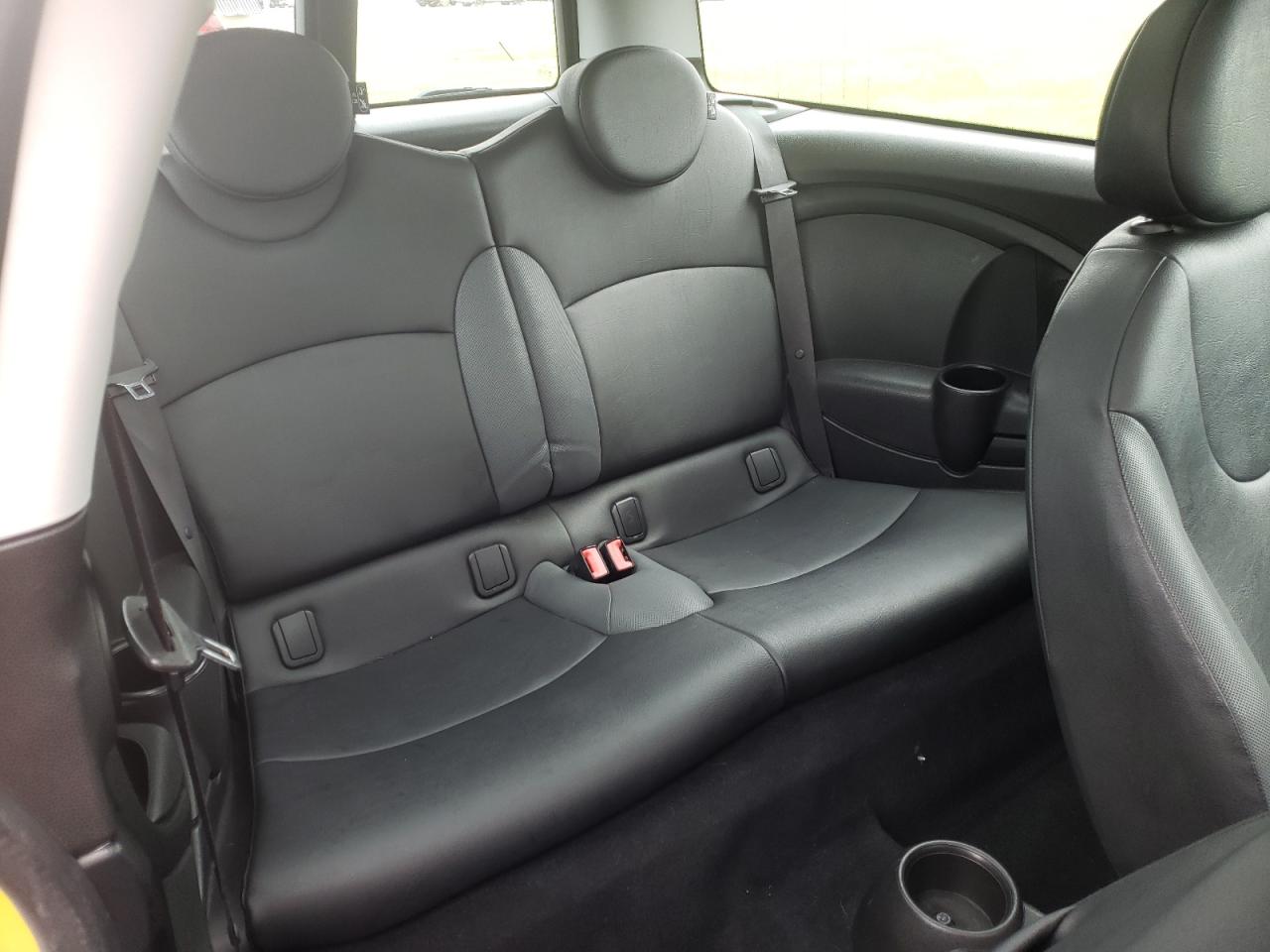 Photo 6 from auction – 2008 MINI COOPER CLU with VIN WMWML33588TN67596