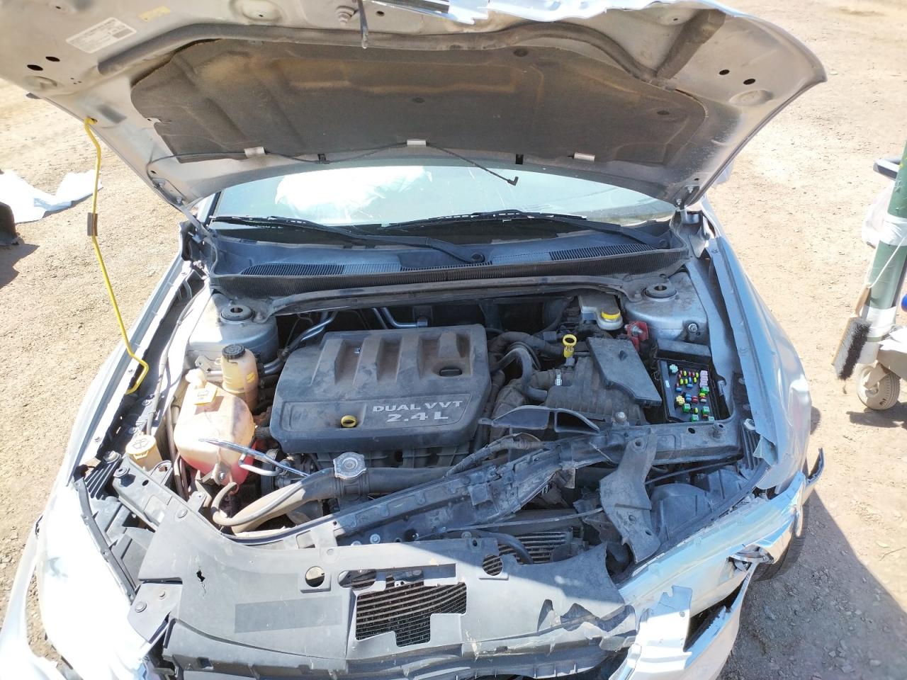 Photo 7 from auction – 2014 CHRYSLER 200 LX with VIN 1C3CCBAB3EN210767