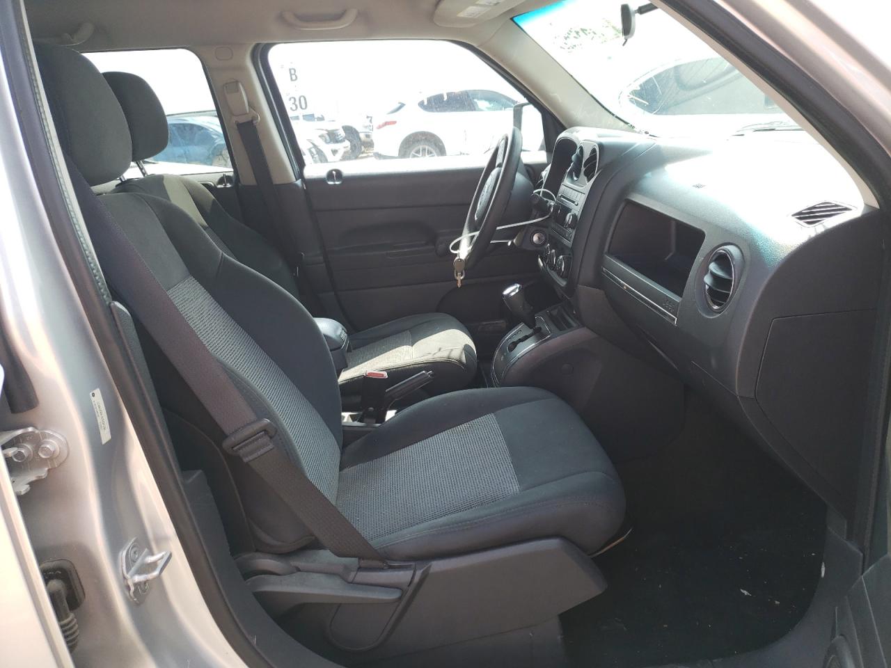 Photo 5 from auction – 2013 JEEP PATRIOT SP with VIN 1C4NJPBA7DD237732