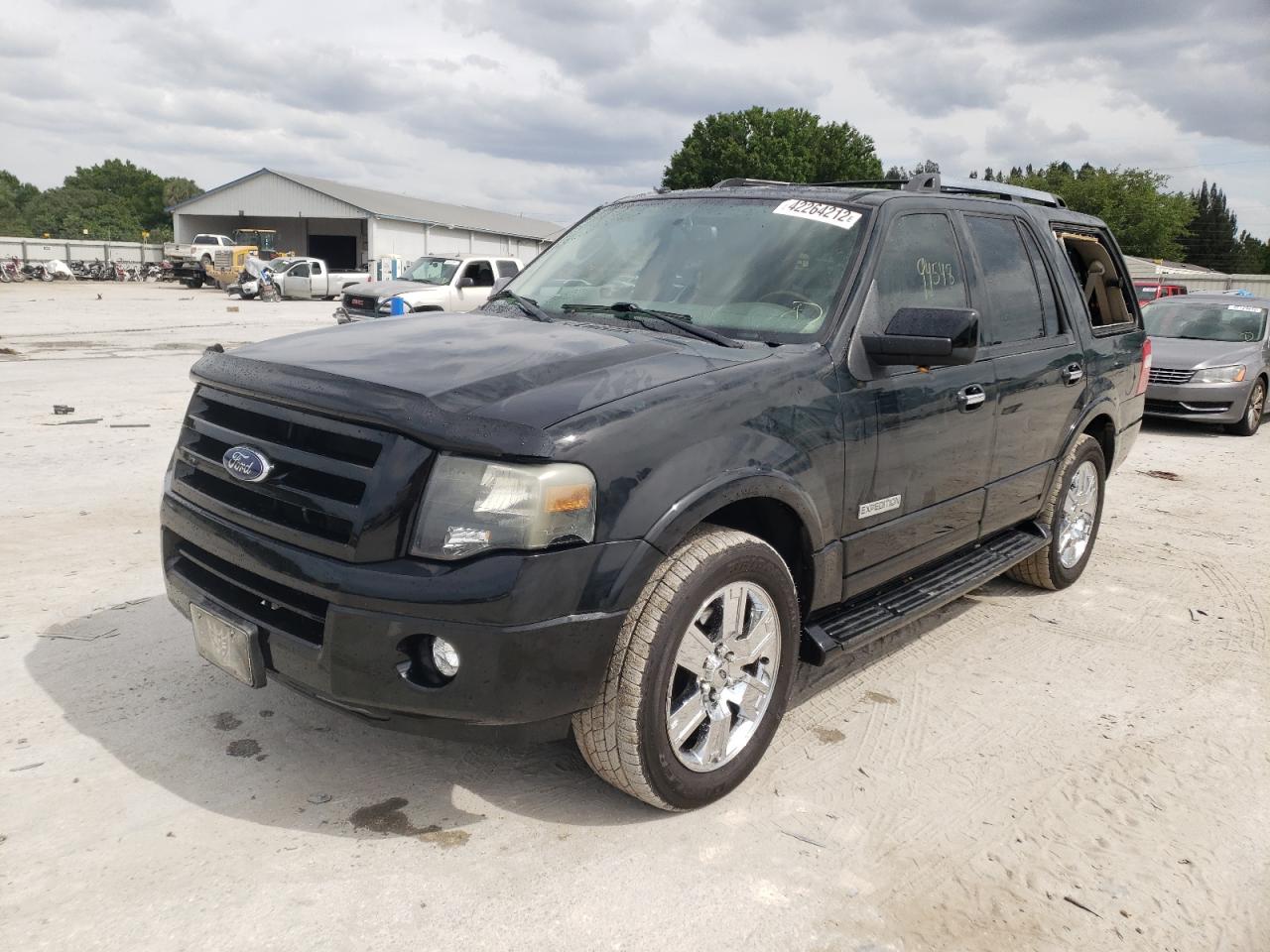 Photo 2 from auction – 2008 FORD EXPEDITION with VIN 1FMFU19598LA87017