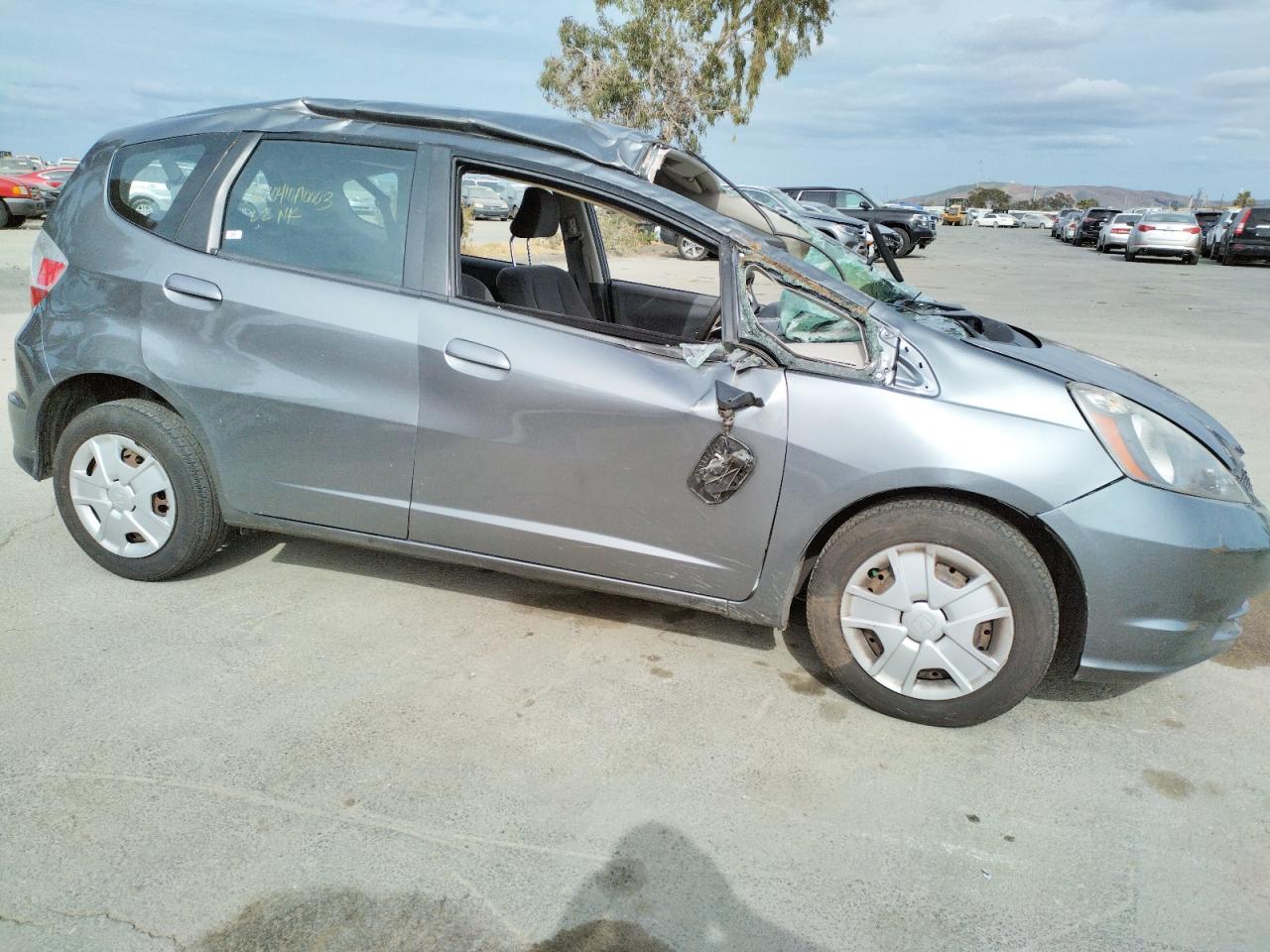 Photo 9 from auction – 2013 HONDA FIT with VIN JHMGE8H31DC082580
