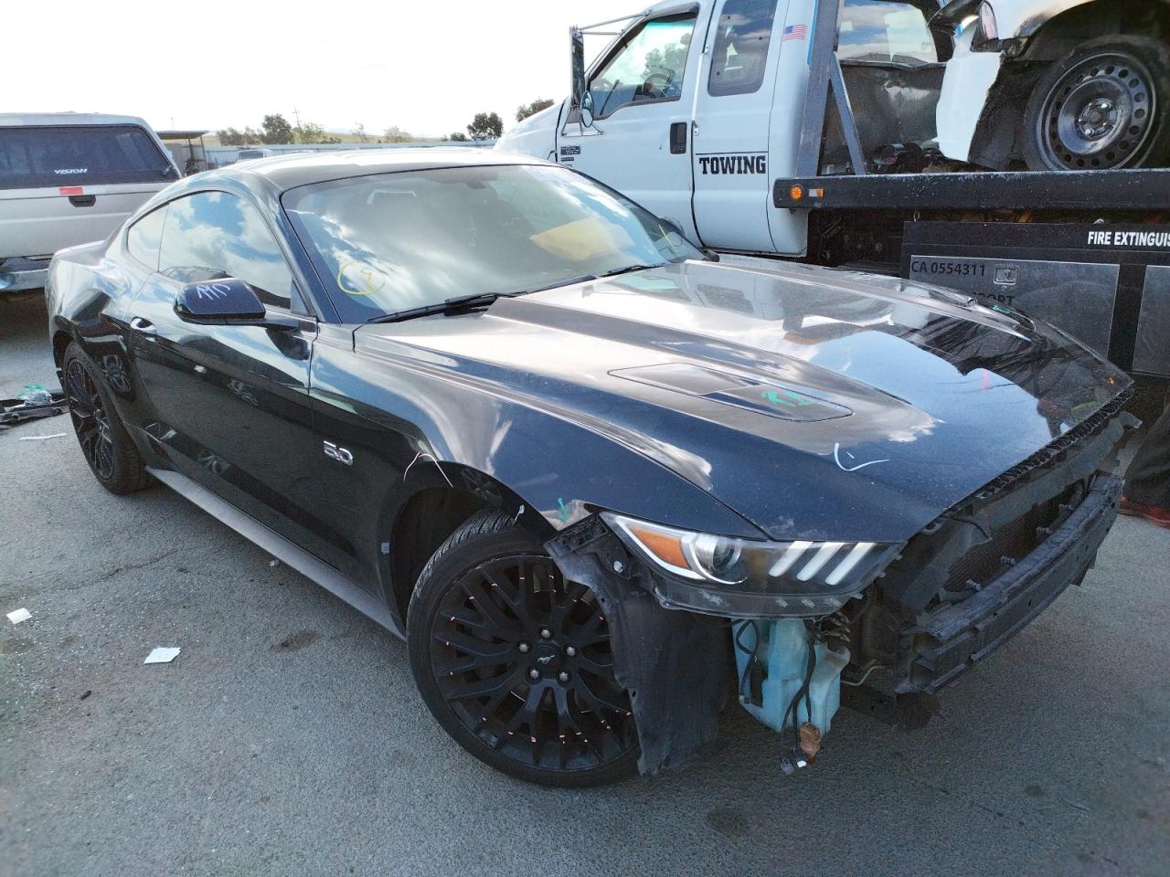 FORD MUSTANG GT 2017 with VIN 1FA6P8CF2H5281632 - Photo from auction