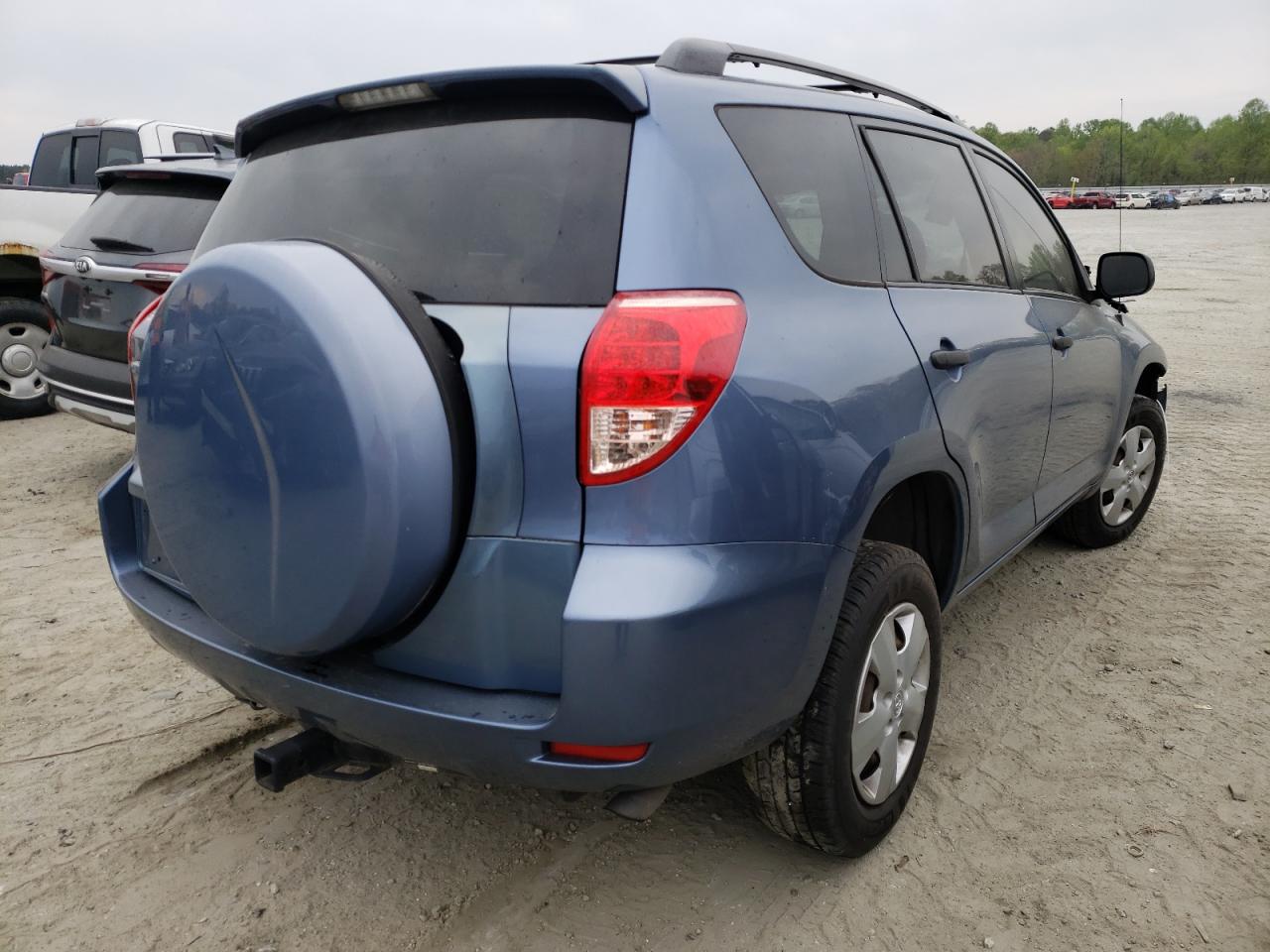 Photo 4 from auction – 2008 TOYOTA RAV4 with VIN JTMZD33V086073852
