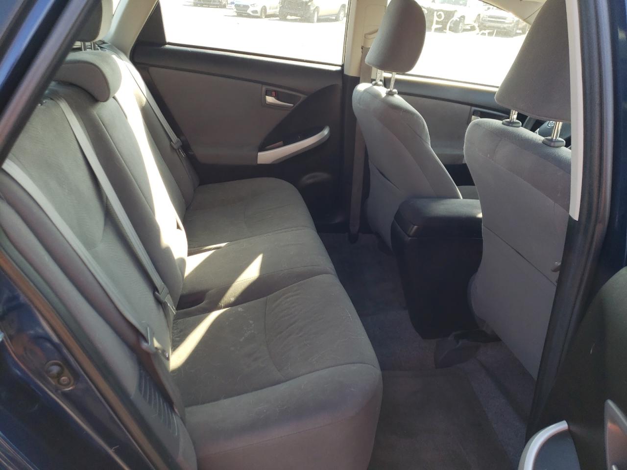 Photo 6 from auction – 2013 TOYOTA PRIUS with VIN JTDKN3DUXD1641570