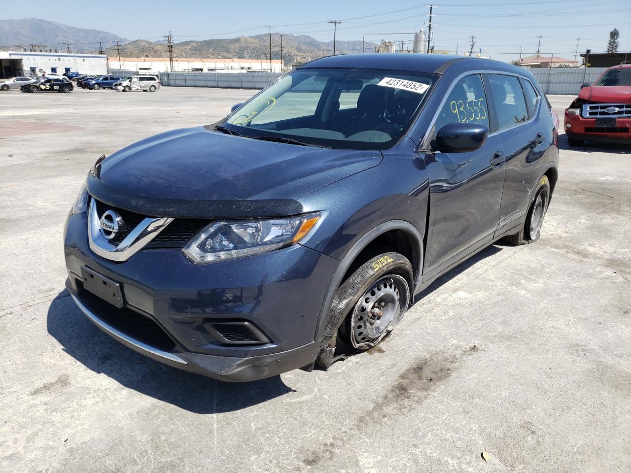 Photo 2 from auction – 2016 NISSAN ROGUE S with VIN JN8AT2MT8GW021539