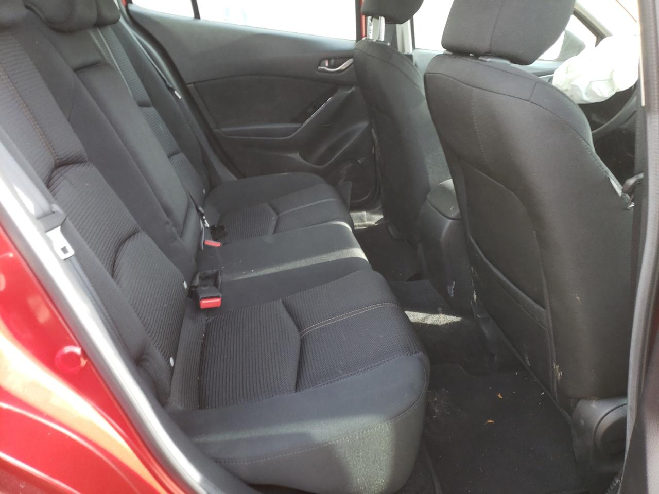 Photo 6 from auction – 2018 MAZDA 3 SPORT with VIN 3MZBN1U77JM232193
