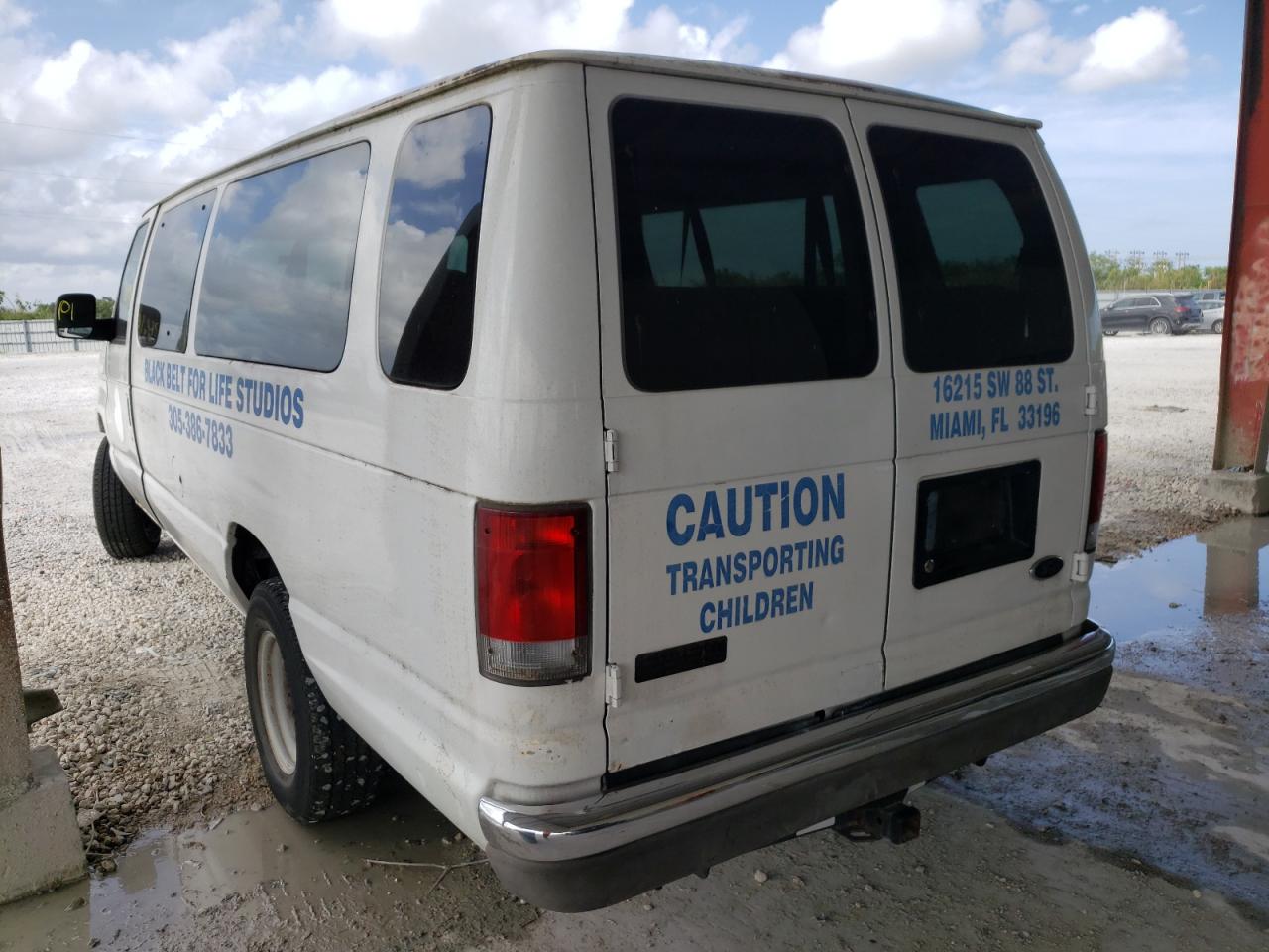 Photo 3 from auction – 2003 FORD ECONOLINE with VIN 1FBSS31L03HA32048