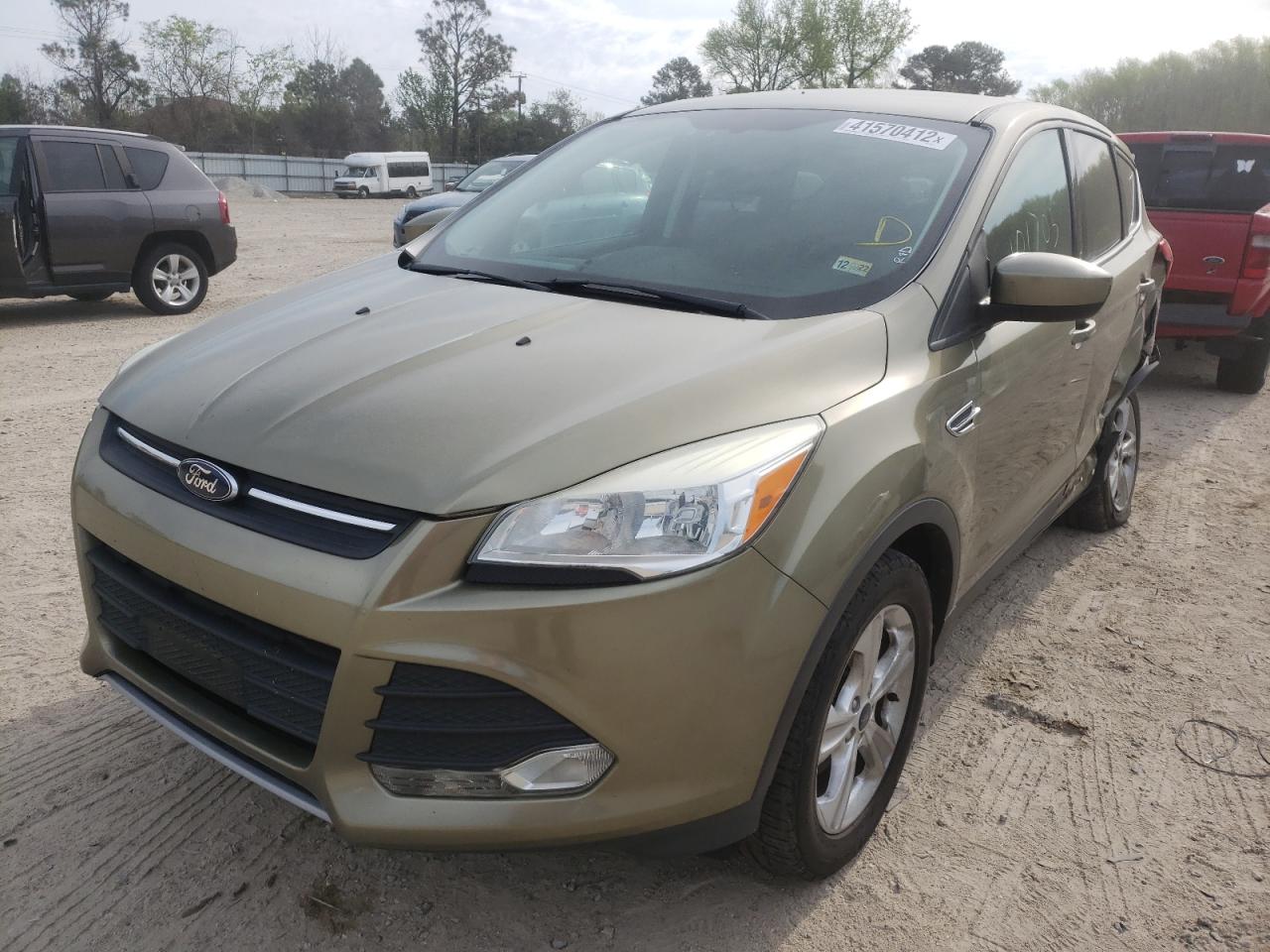 Photo 2 from auction – 2013 FORD ESCAPE SE with VIN 1FMCU0GX7DUD91145