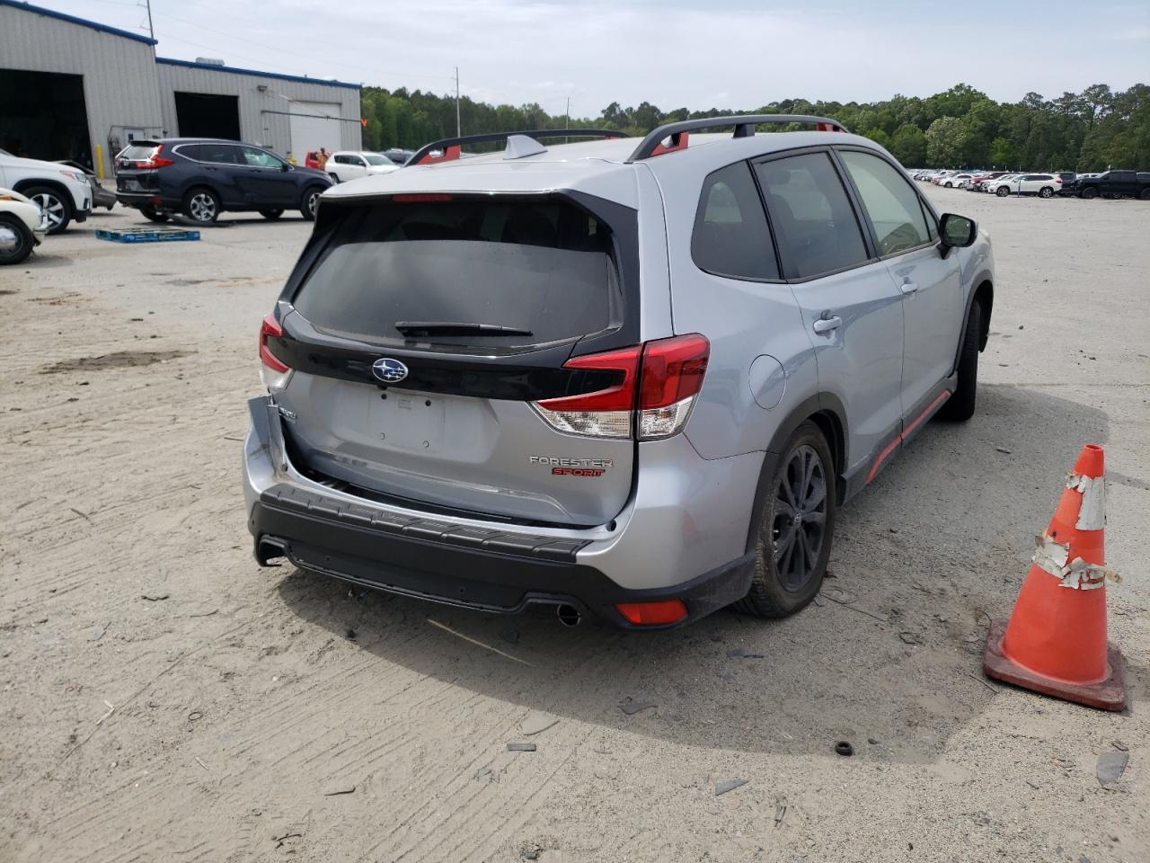 Photo 4 from auction – 2021 SUBARU FORESTER S with VIN JF2SKARC2MH413861