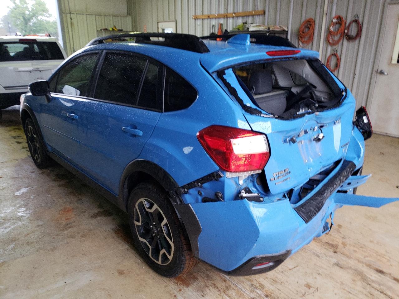 Photo 3 from auction – 2017 SUBARU CROSSTREK with VIN JF2GPAKC8HH275489
