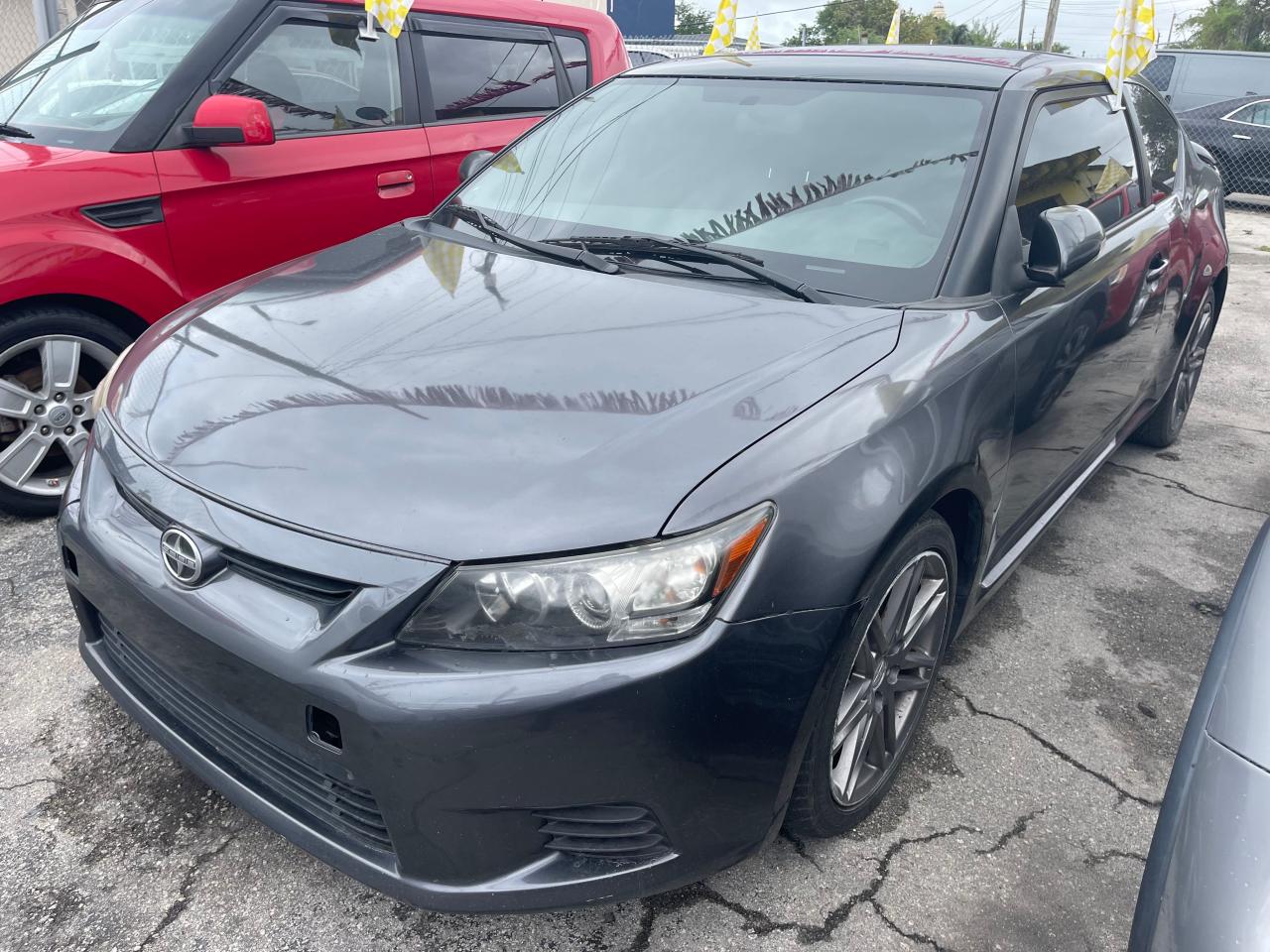 Photo 2 from auction – 2012 TOYOTA SCION TC with VIN JTKJF5C7XC3027632