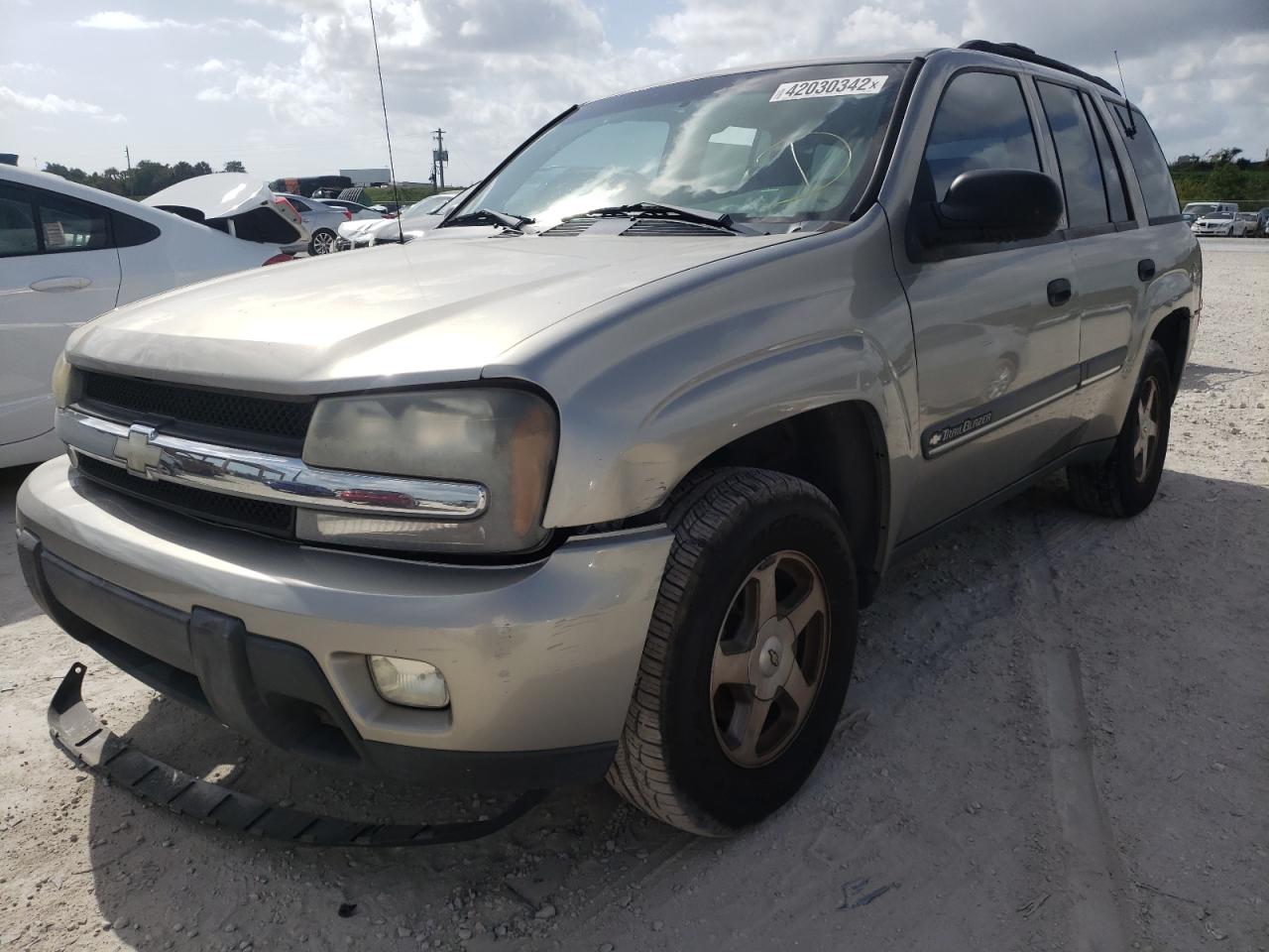 Photo 2 from auction – 2002 CHEVROLET TRAILBLAZE with VIN 1GNDT13S922520675
