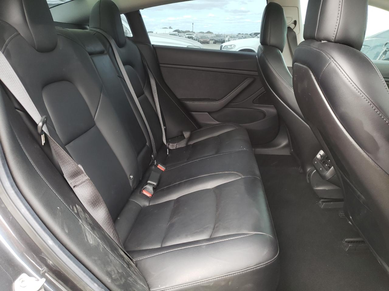 Photo 6 from auction – 2018 TESLA MODEL 3 with VIN 5YJ3E1EA2JF025894