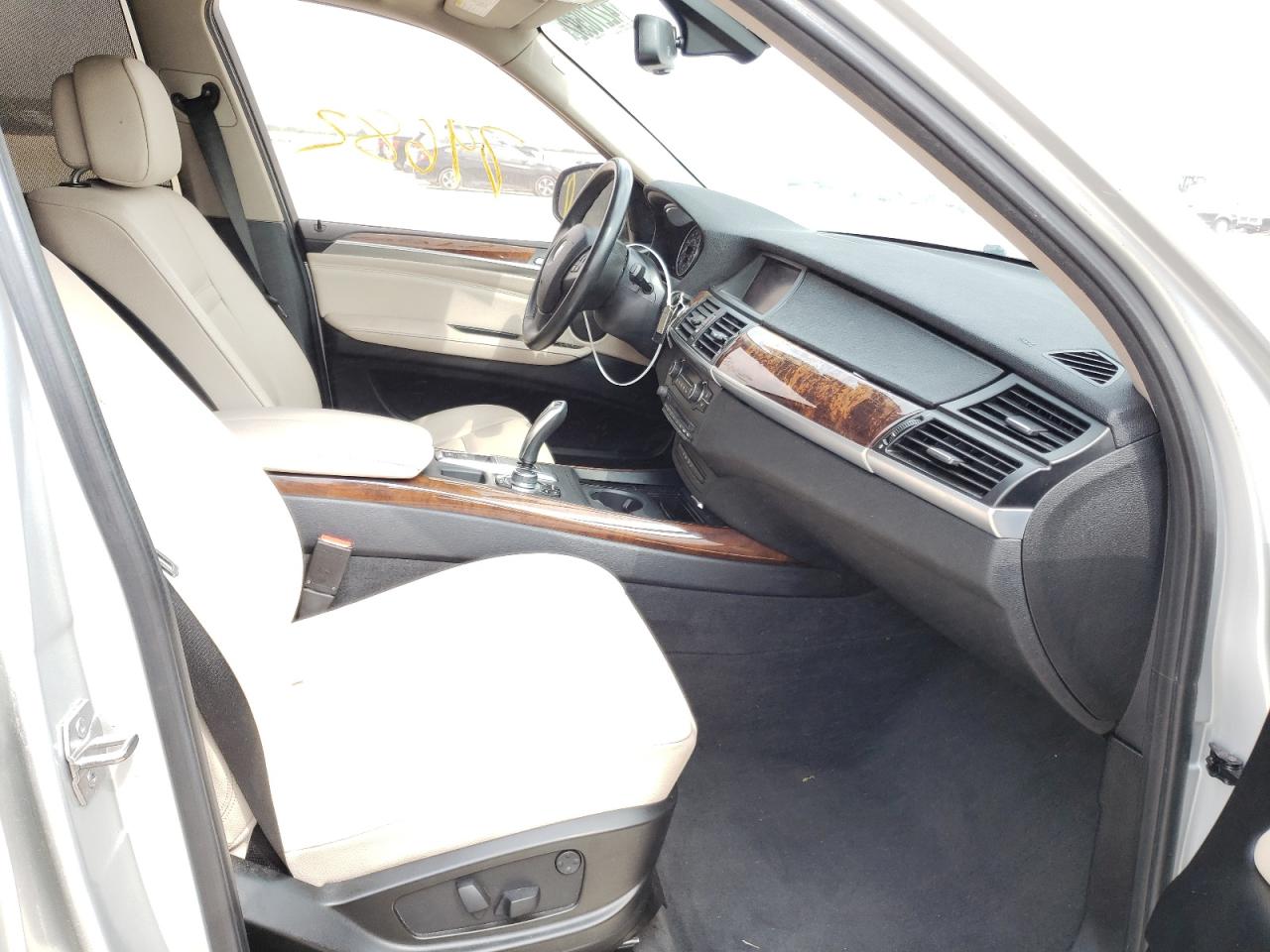 Photo 5 from auction – 2013 BMW X5 XDRIVE3 with VIN 5UXZV4C54D0B09544