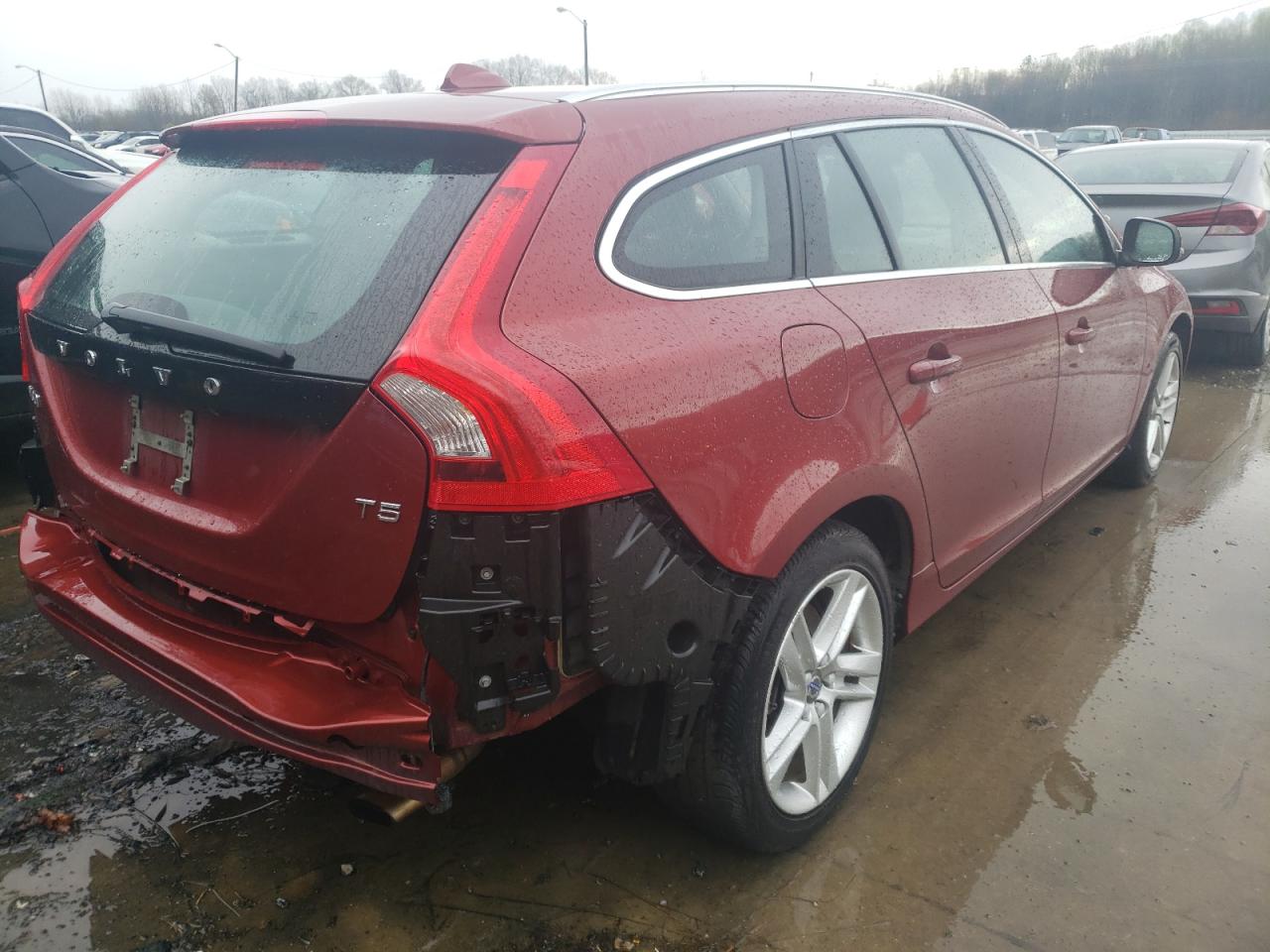 Photo 4 from auction – 2015 VOLVO V60 PLATIN with VIN YV140MEM7F1267492