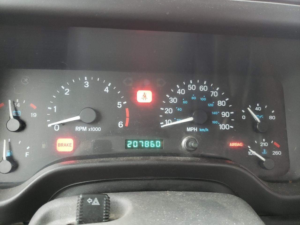 Photo 8 from auction – 2000 JEEP WRANGLER / with VIN 1J4FA49S3YP737614