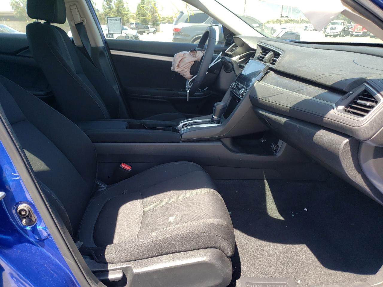 Photo 5 from auction – 2017 HONDA CIVIC EX with VIN 2HGFC2F70HH569229