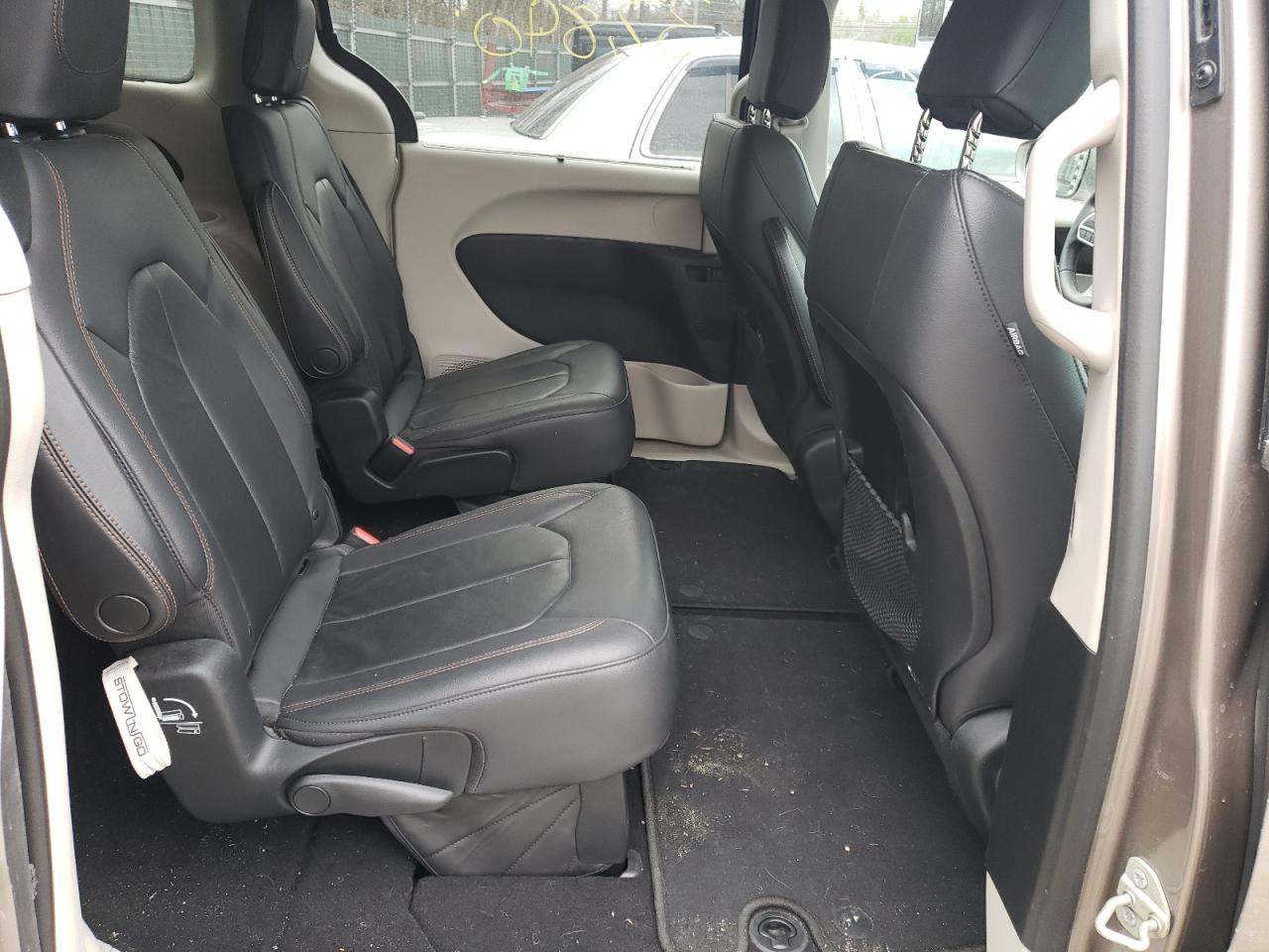 Photo 6 from auction – 2017 CHRYSLER PACIFICA T with VIN 2C4RC1BG4HR832201