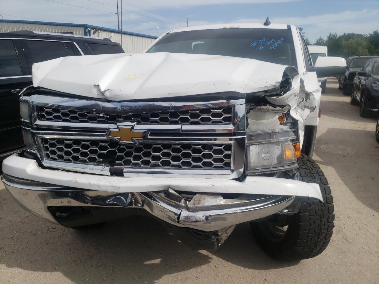 Photo 9 from auction – 2015 CHEVROLET SILVERADO with VIN 3GCUKREH4FG279603