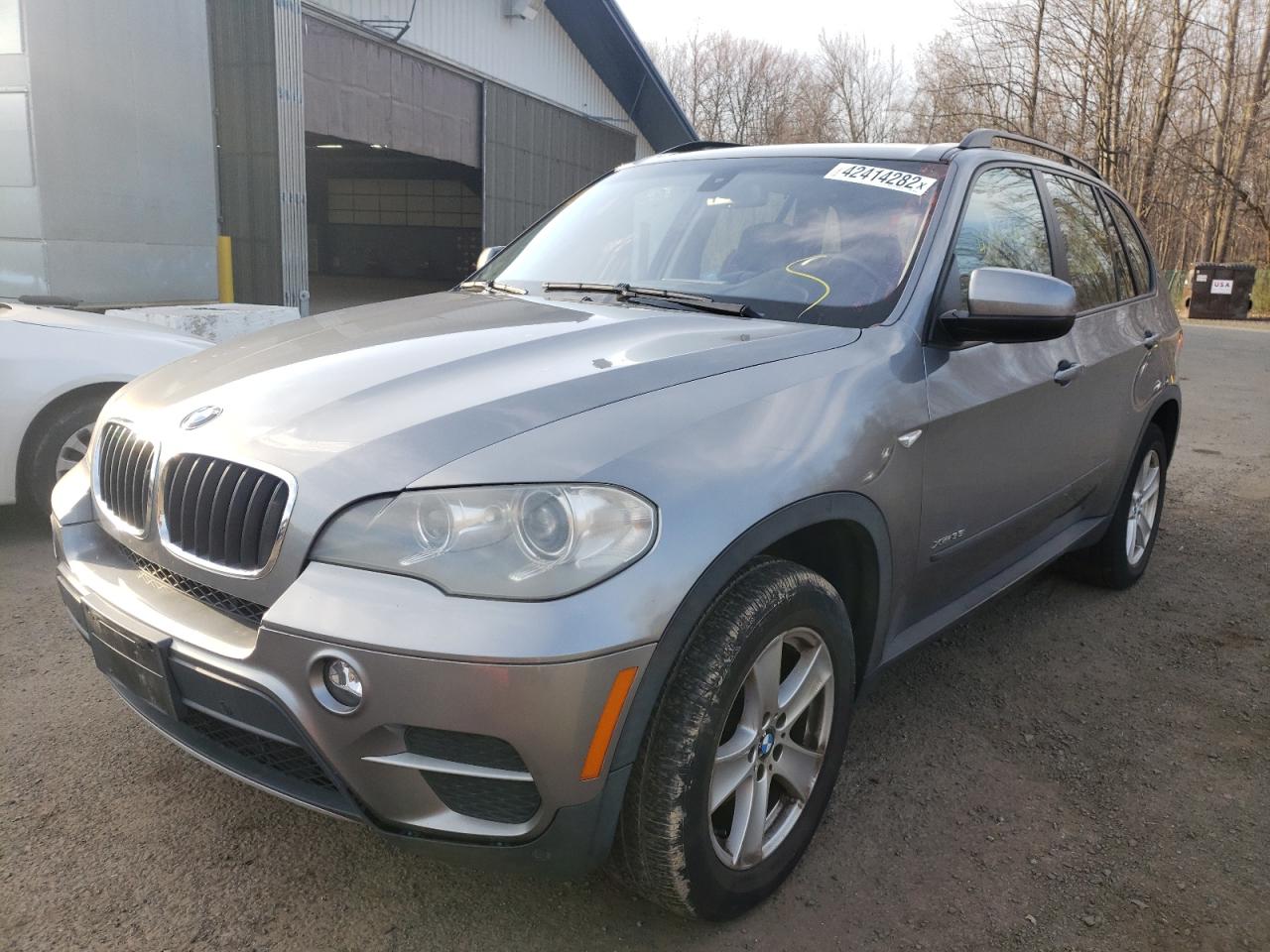 Photo 2 from auction – 2012 BMW X5 XDRIVE3 with VIN 5UXZV4C55CL748798