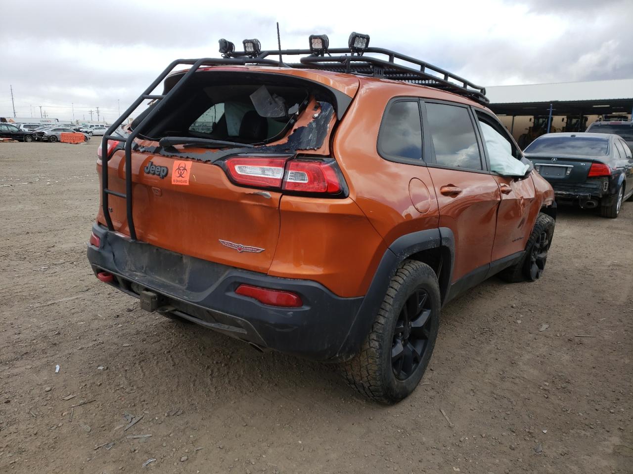Photo 4 from auction – 2016 JEEP CHEROKEE T with VIN 1C4PJMBS0GW306558