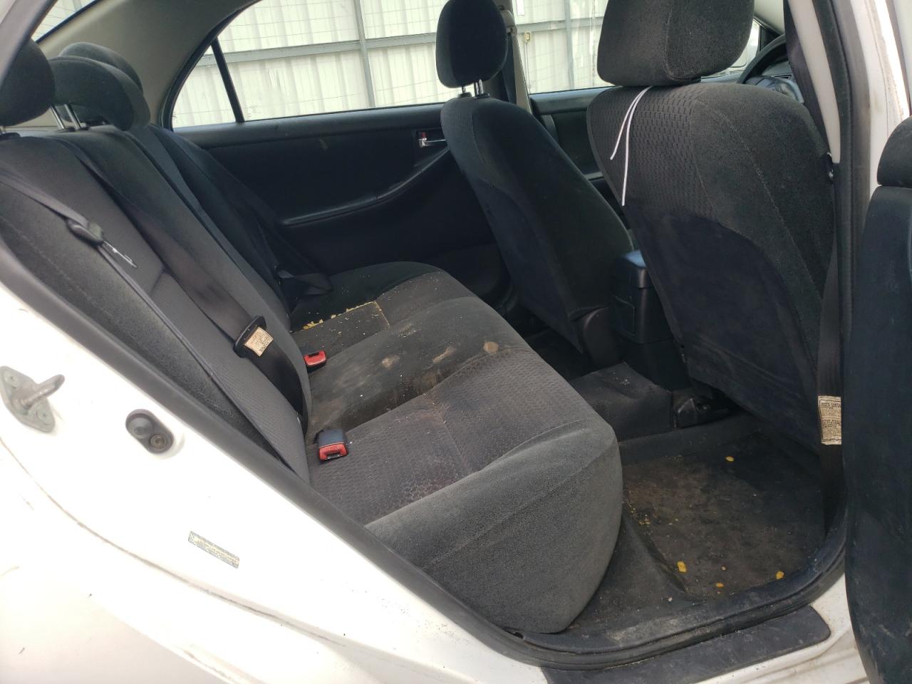 Photo 6 from auction – 2005 TOYOTA COROLLA CE with VIN 1NXBR32E45Z519959