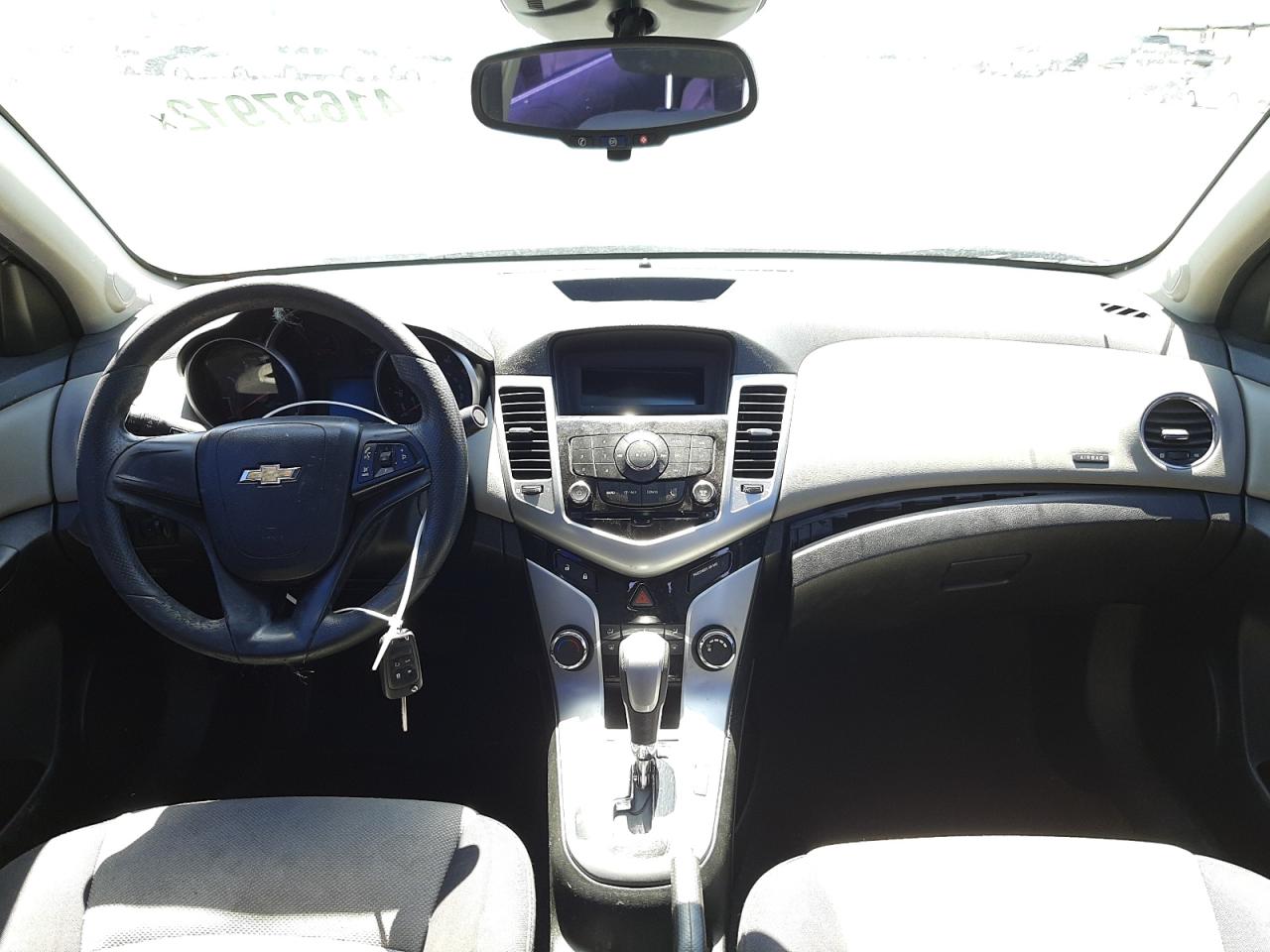 Photo 9 from auction – 2012 CHEVROLET CRUZE LS with VIN 1G1PC5SH1C7386339