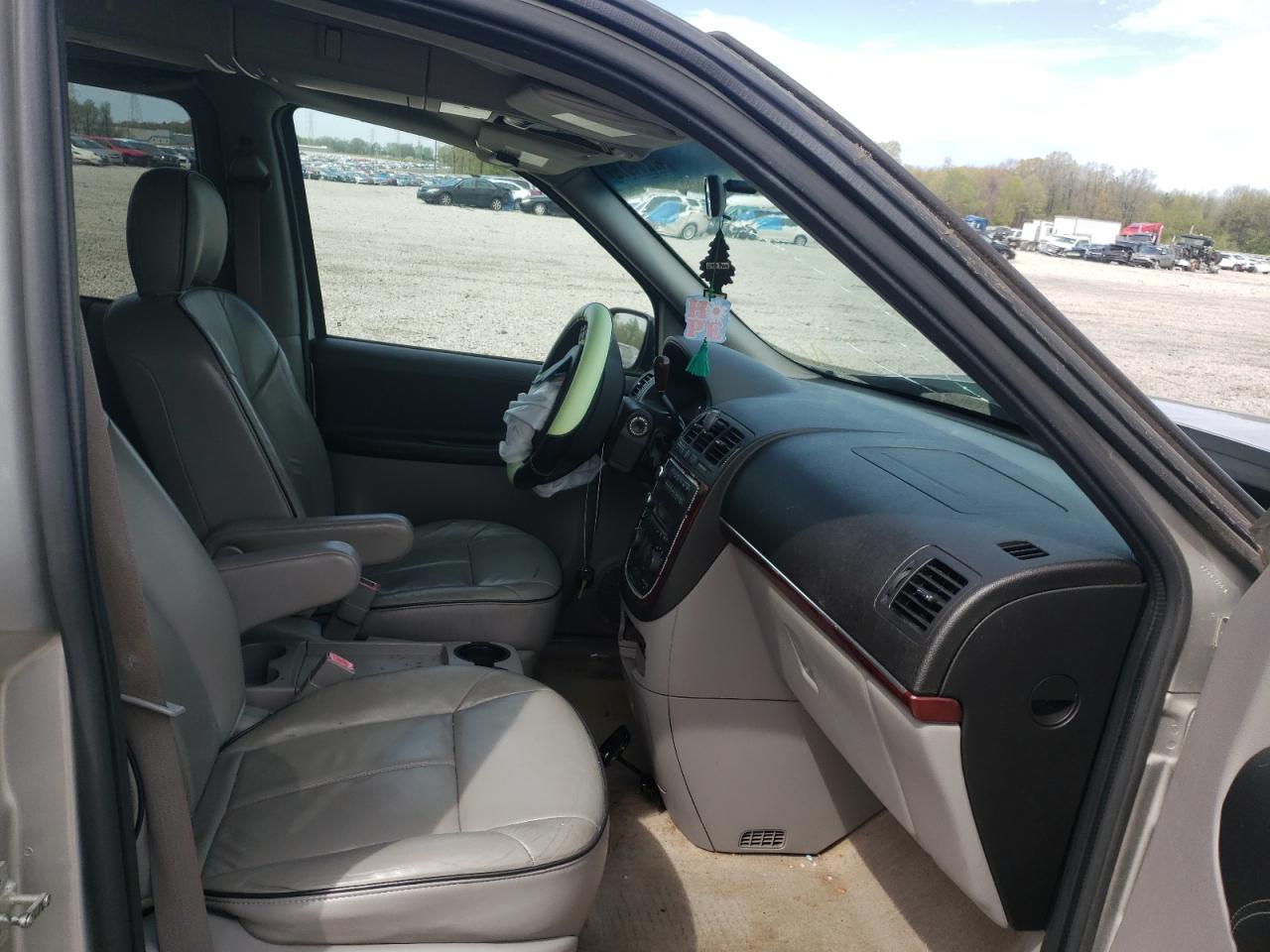 Photo 5 from auction – 2007 BUICK TERRAZA CX with VIN 5GADV33197D132588
