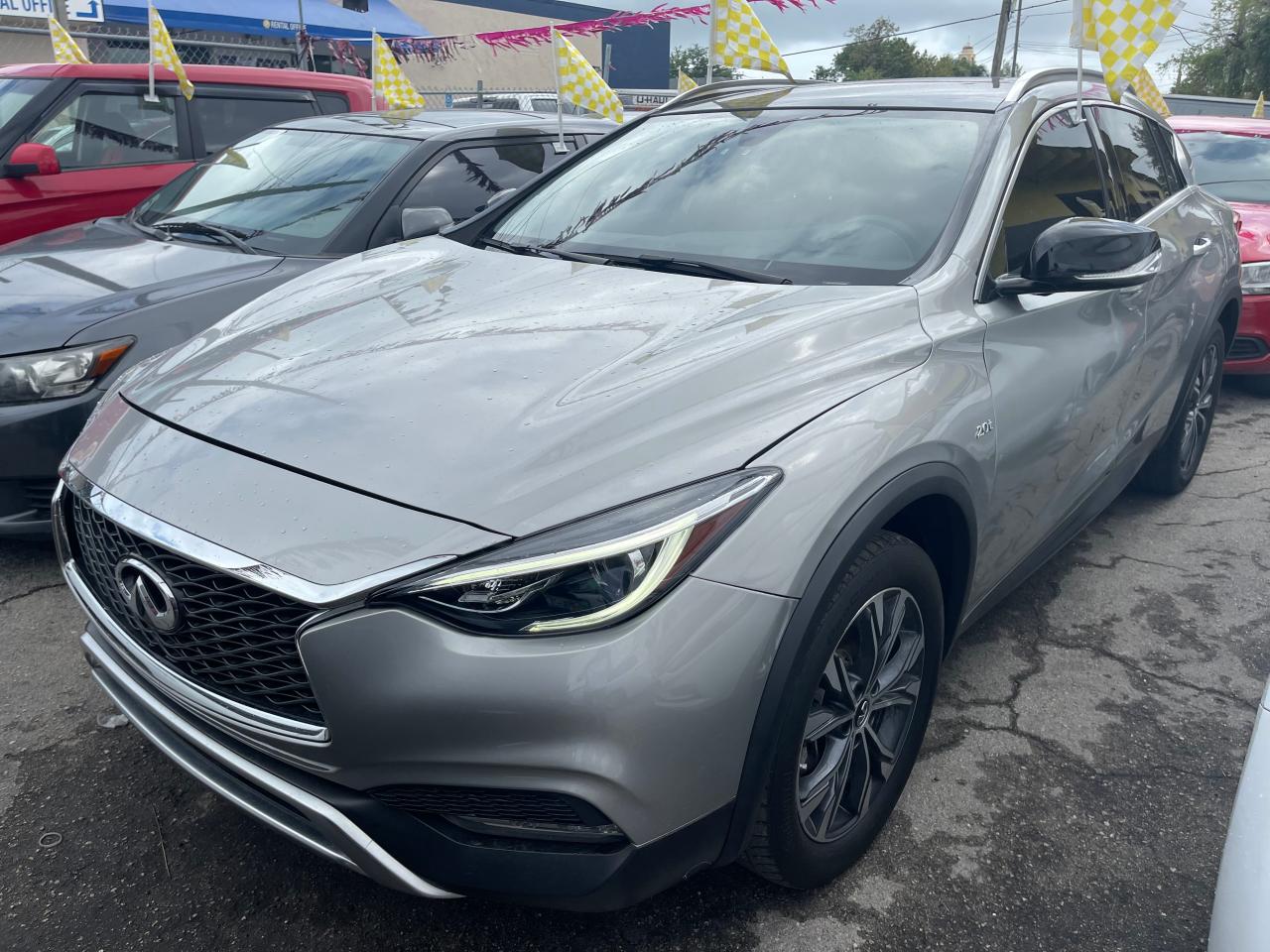 Photo 2 from auction – 2017 INFINITI QX30 BASE with VIN SJKCH5CR8HA024496