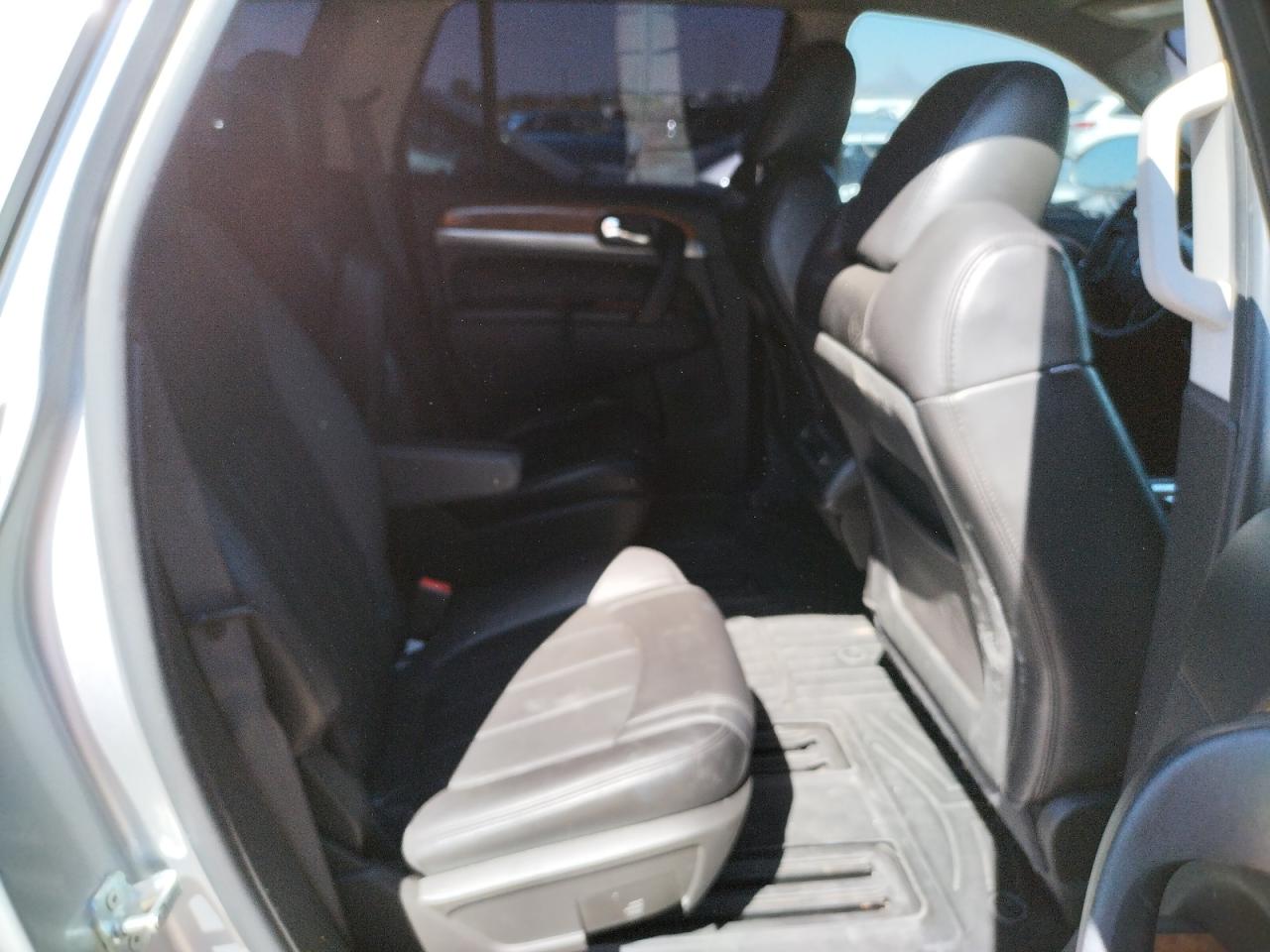 Photo 6 from auction – 2012 BUICK ENCLAVE with VIN 5GAKRCEDXCJ272339