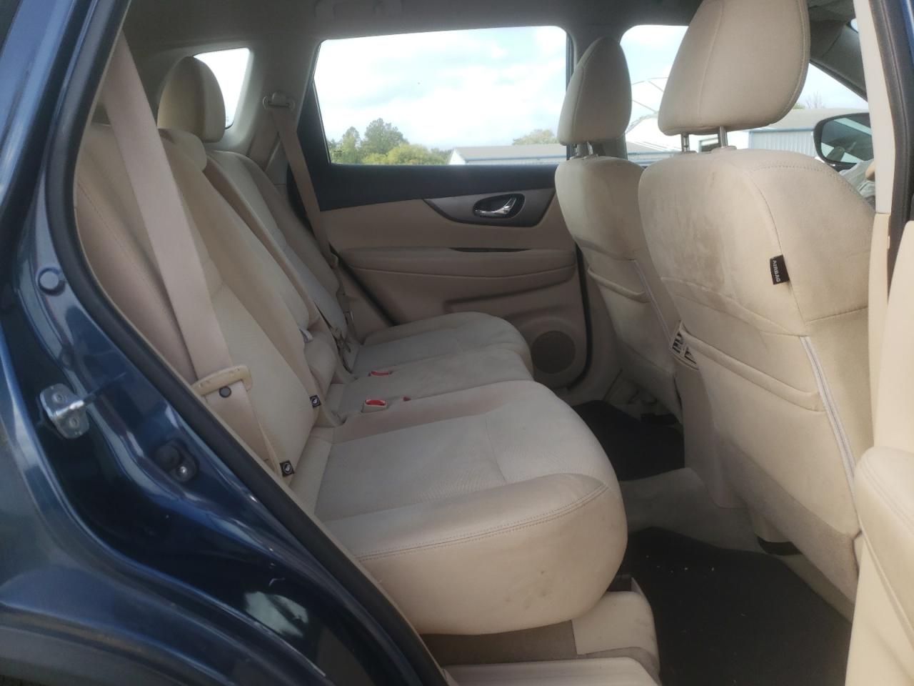 Photo 6 from auction – 2015 NISSAN ROGUE S with VIN KNMAT2MT8FP550638