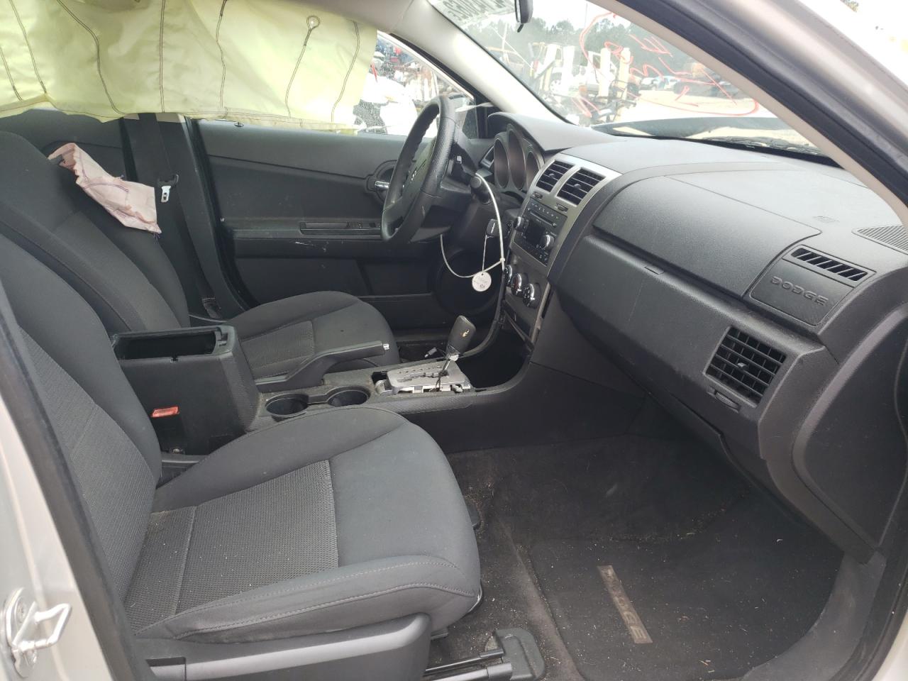 Photo 5 from auction – 2010 DODGE AVENGER SX with VIN 1B3CC4FB2AN191673