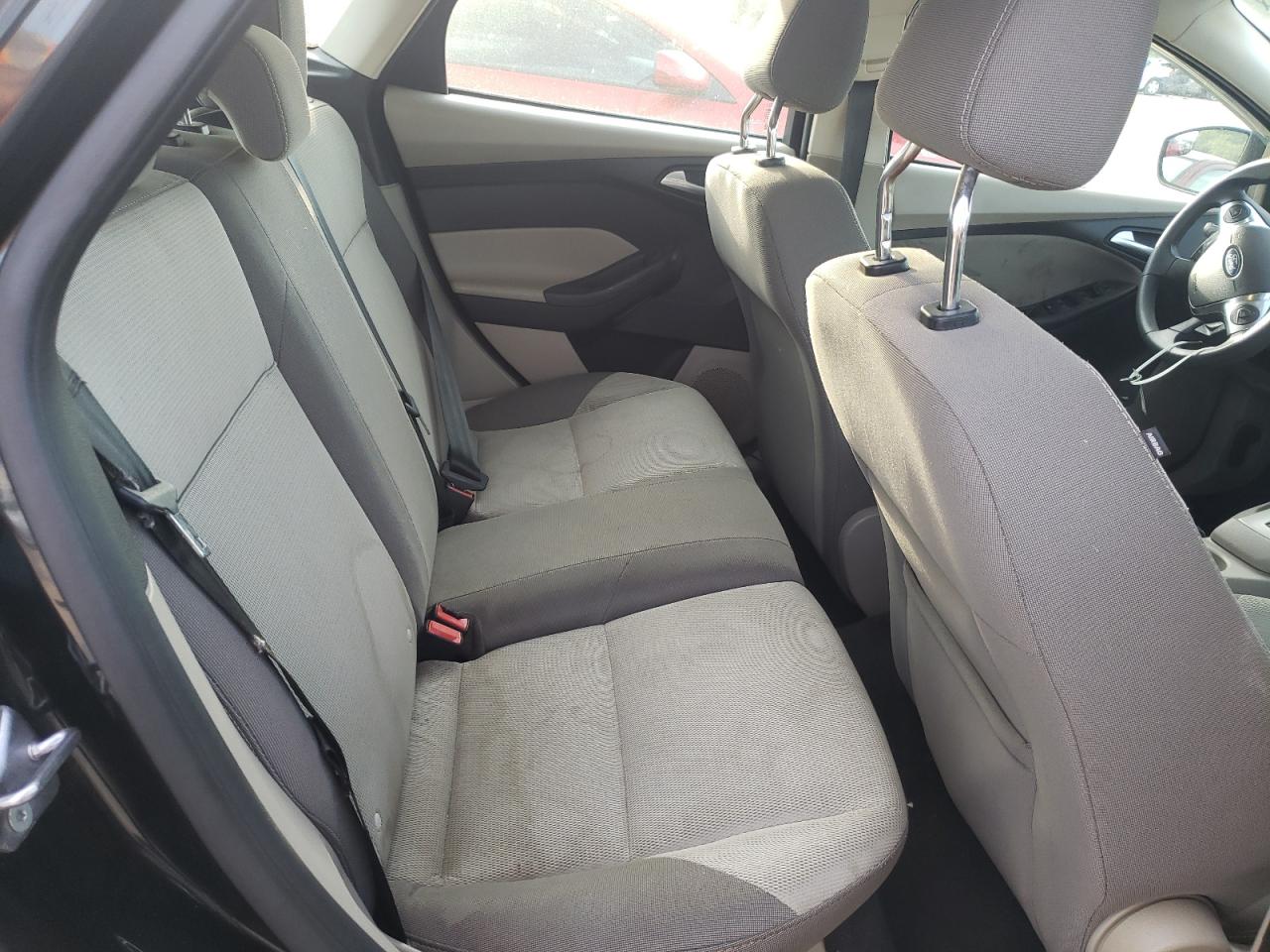 Photo 6 from auction – 2012 FORD FOCUS SE with VIN 1FAHP3K24CL324382