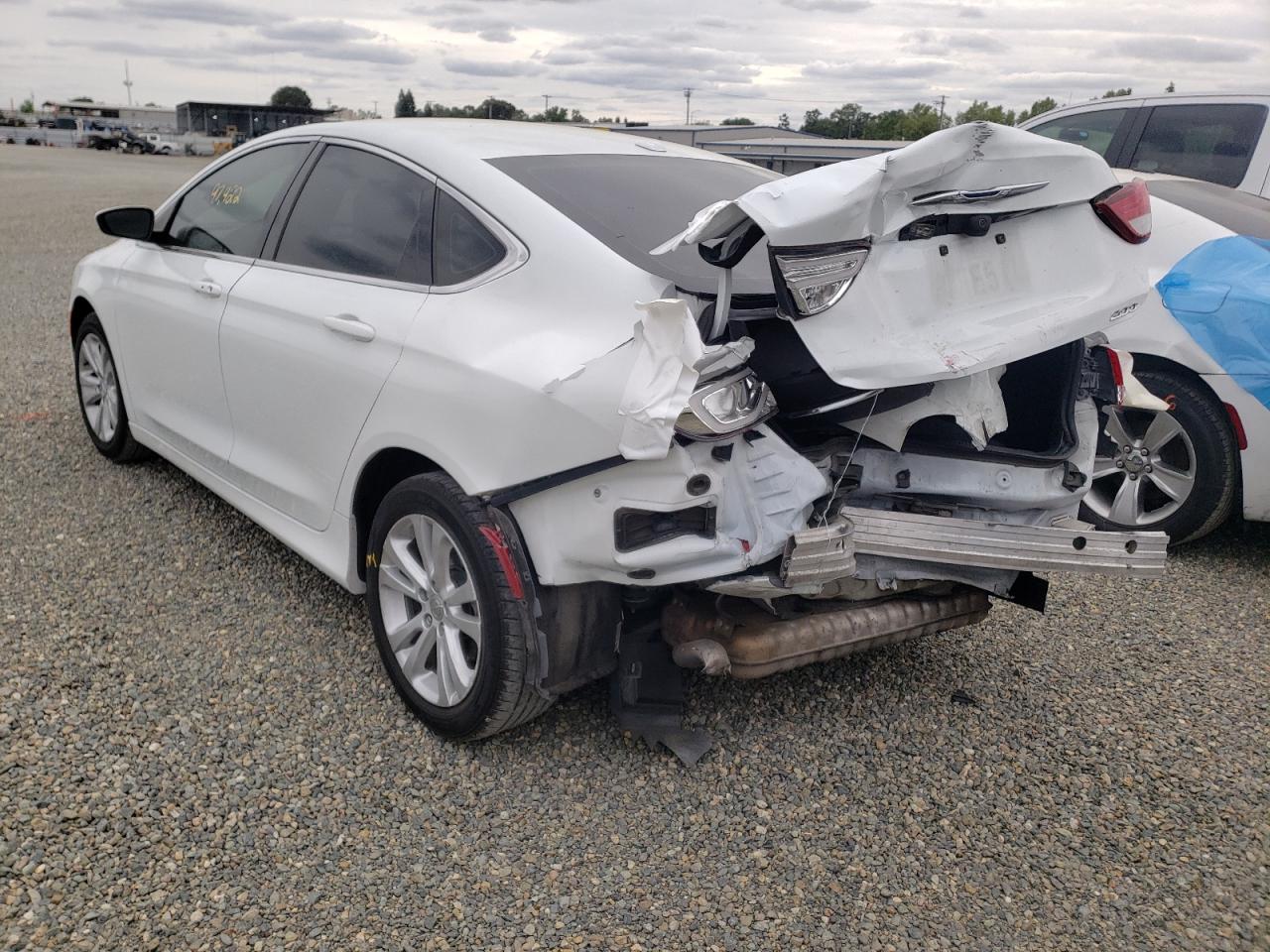 Photo 3 from auction – 2016 CHRYSLER 200 LIMITE with VIN 1C3CCCAB2GN160050