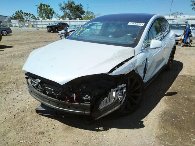 Photo 2 from auction – 2018 TESLA MODEL X with VIN 5YJXCBE27JF115581