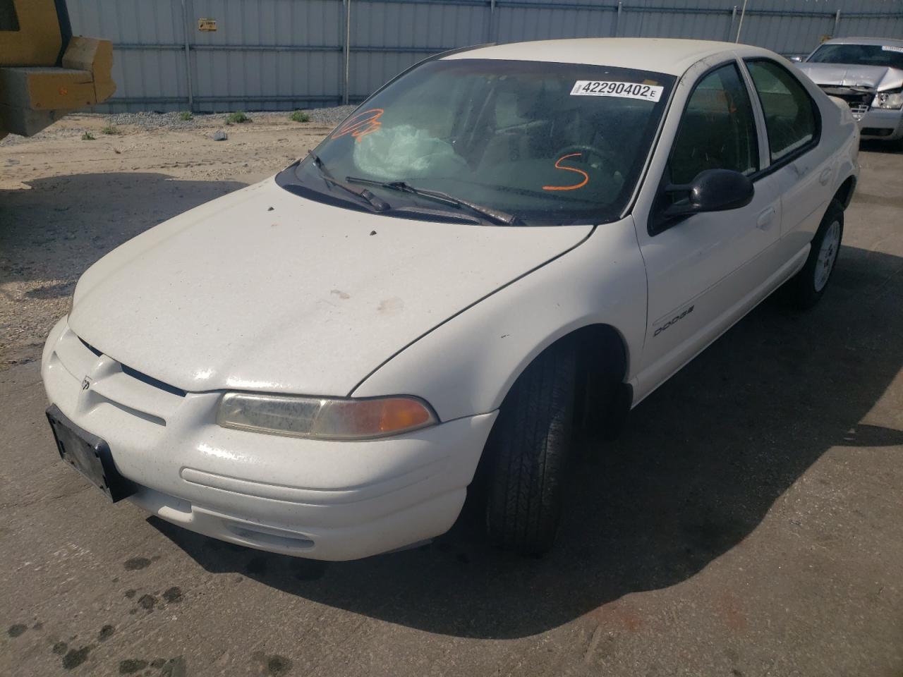 Photo 2 from auction – 1999 DODGE STRATUS with VIN 1B3EJ46X8XN596911