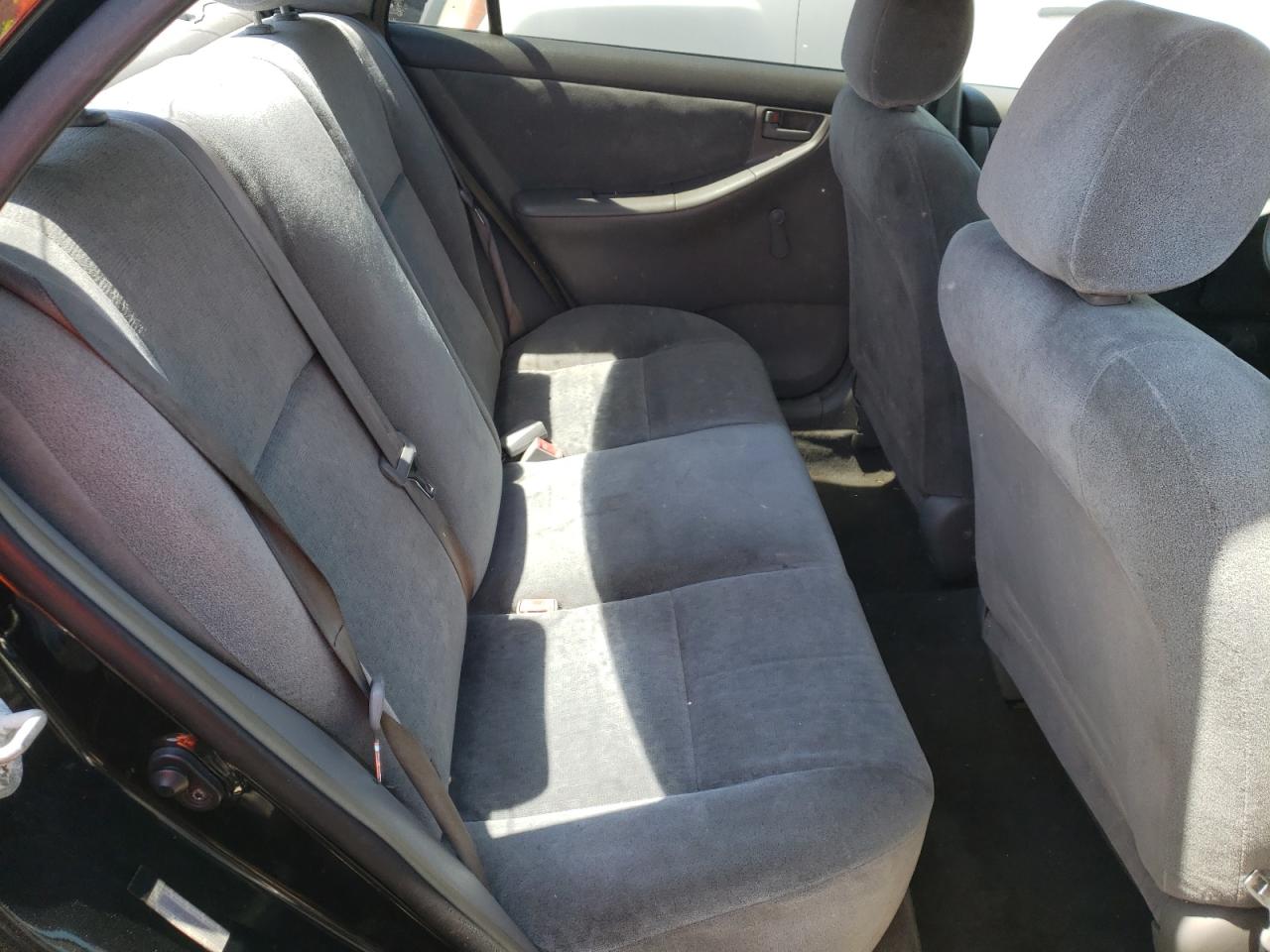 Photo 6 from auction – 2003 TOYOTA COROLLA CE with VIN JTDBR32E730026009