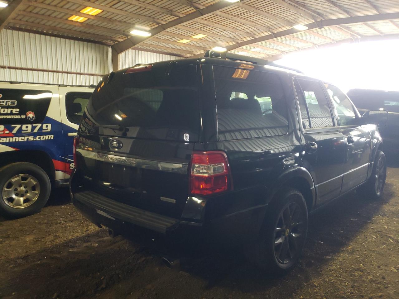 Photo 4 from auction – 2017 FORD EXPEDITION with VIN 1FMJU1KT6HEA81067