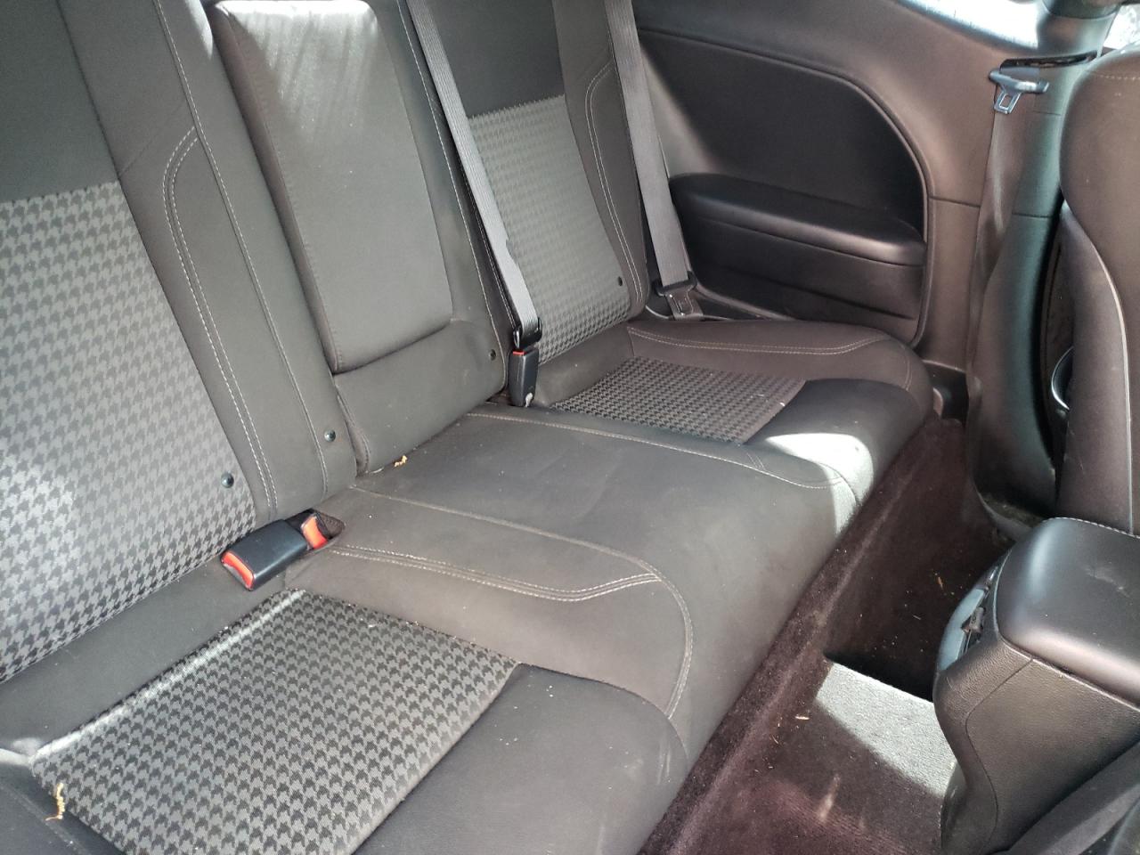 Photo 6 from auction – 2019 DODGE CHALLENGER with VIN 2C3CDZAG7KH524976