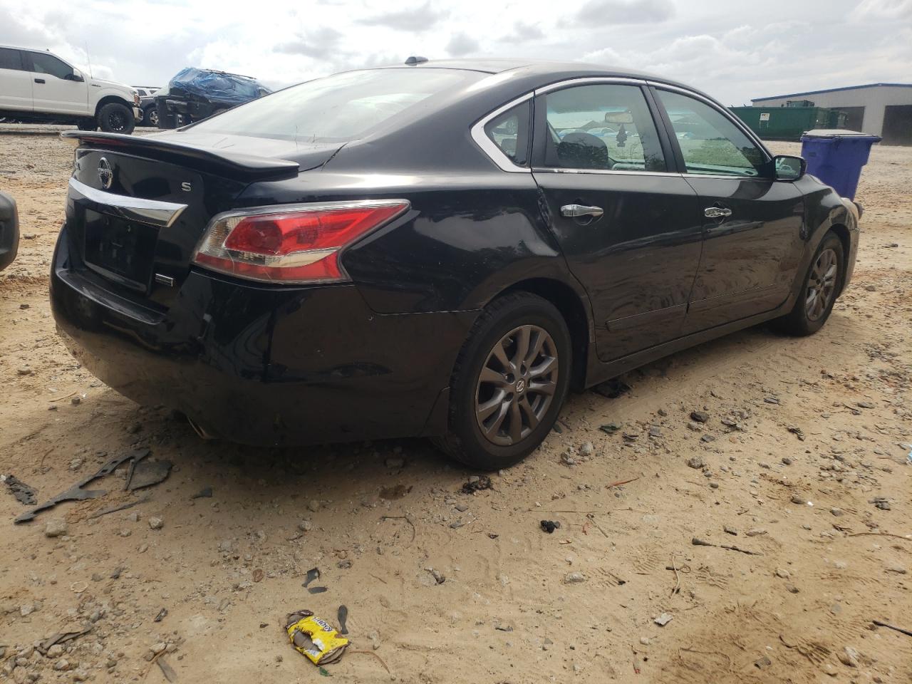 Photo 4 from auction – 2015 NISSAN ALTIMA 2.5 with VIN 1N4AL3AP5FC487802