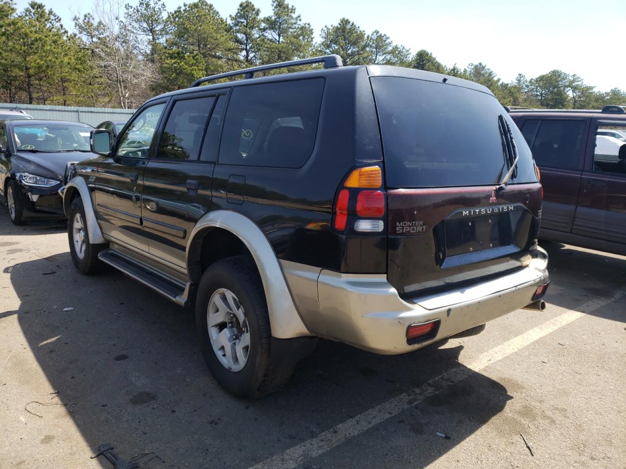 Photo 3 from auction – 2001 MITSUBISHI MONTERO with VIN JA4MT31H11P005015