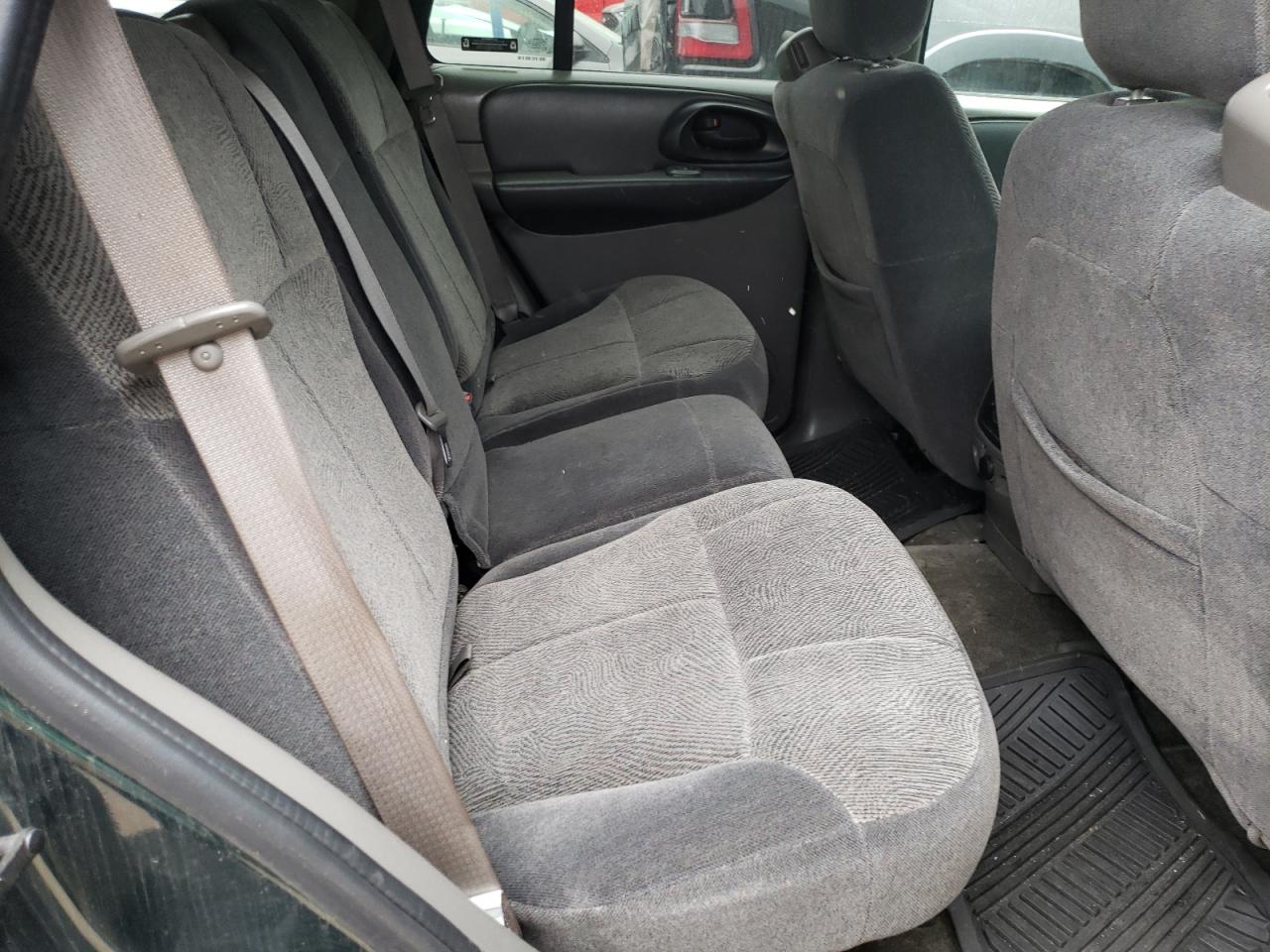 Photo 6 from auction – 2002 CHEVROLET TRAILBLAZE with VIN 1GNDT13S522461012