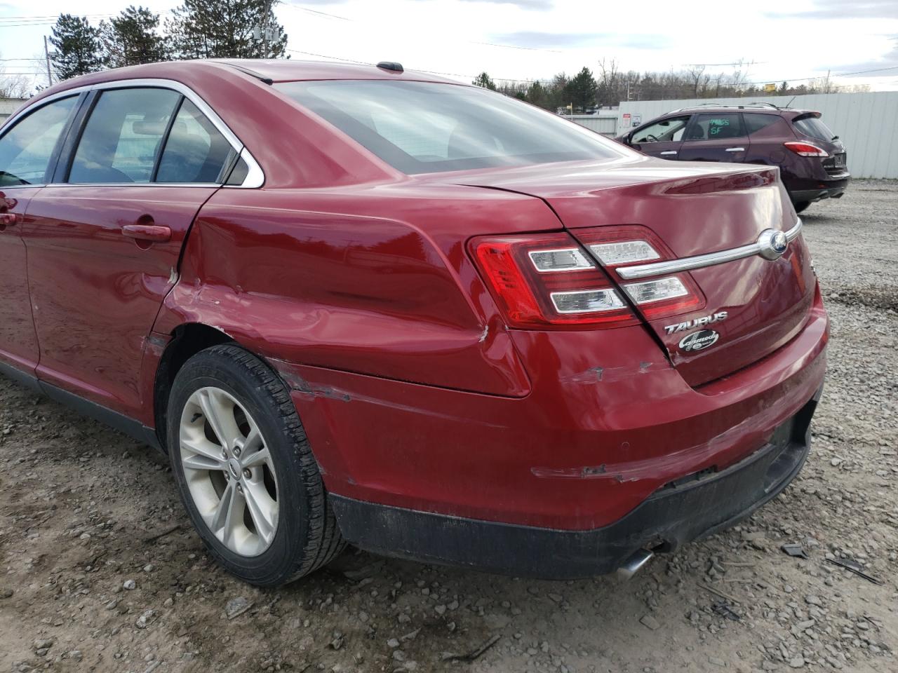 Photo 9 from auction – 2016 FORD TAURUS SEL with VIN 1FAHP2H8XGG130878