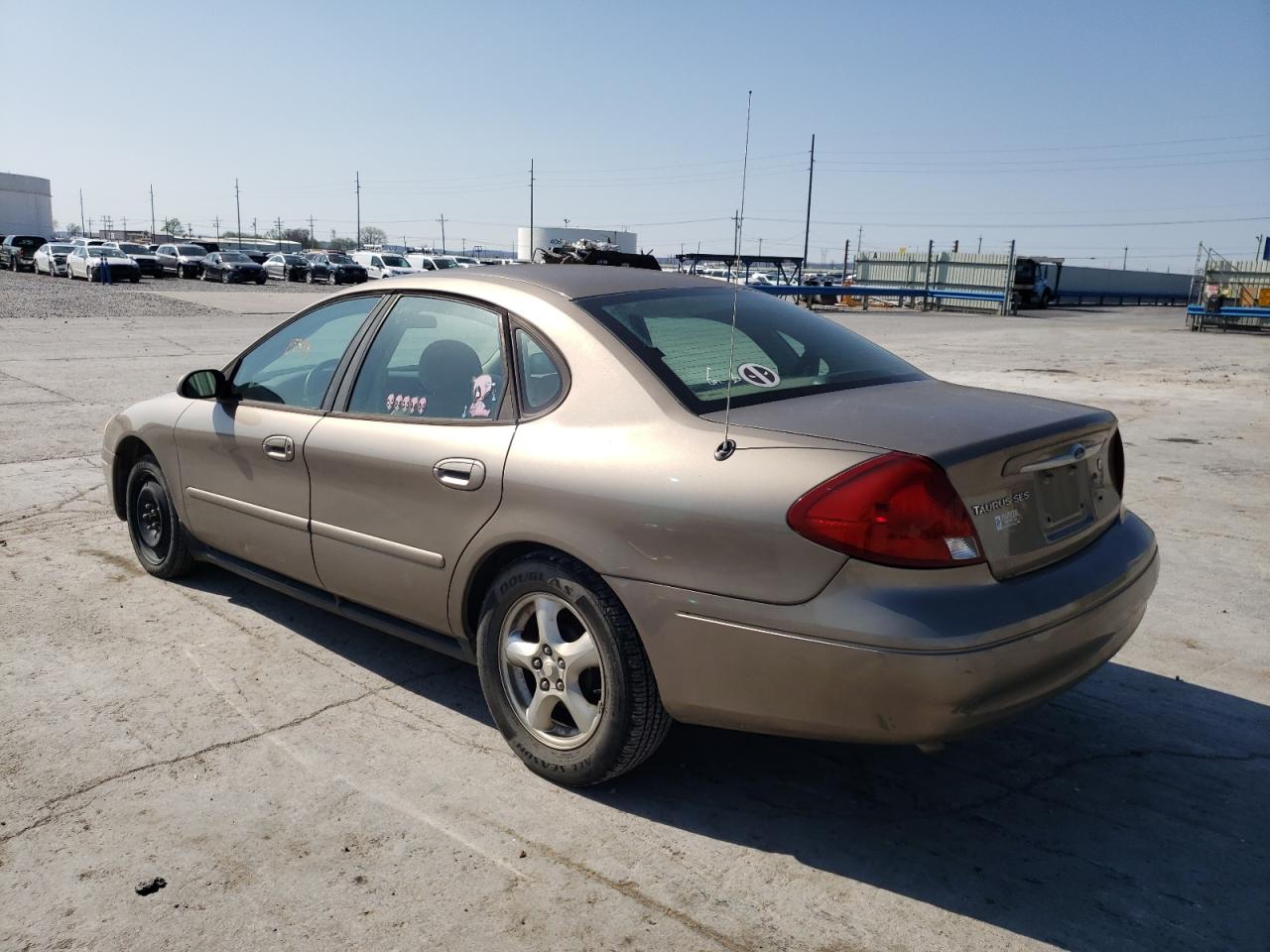 Photo 3 from auction – 2002 FORD TAURUS SES with VIN 1FAFP55U82A166168